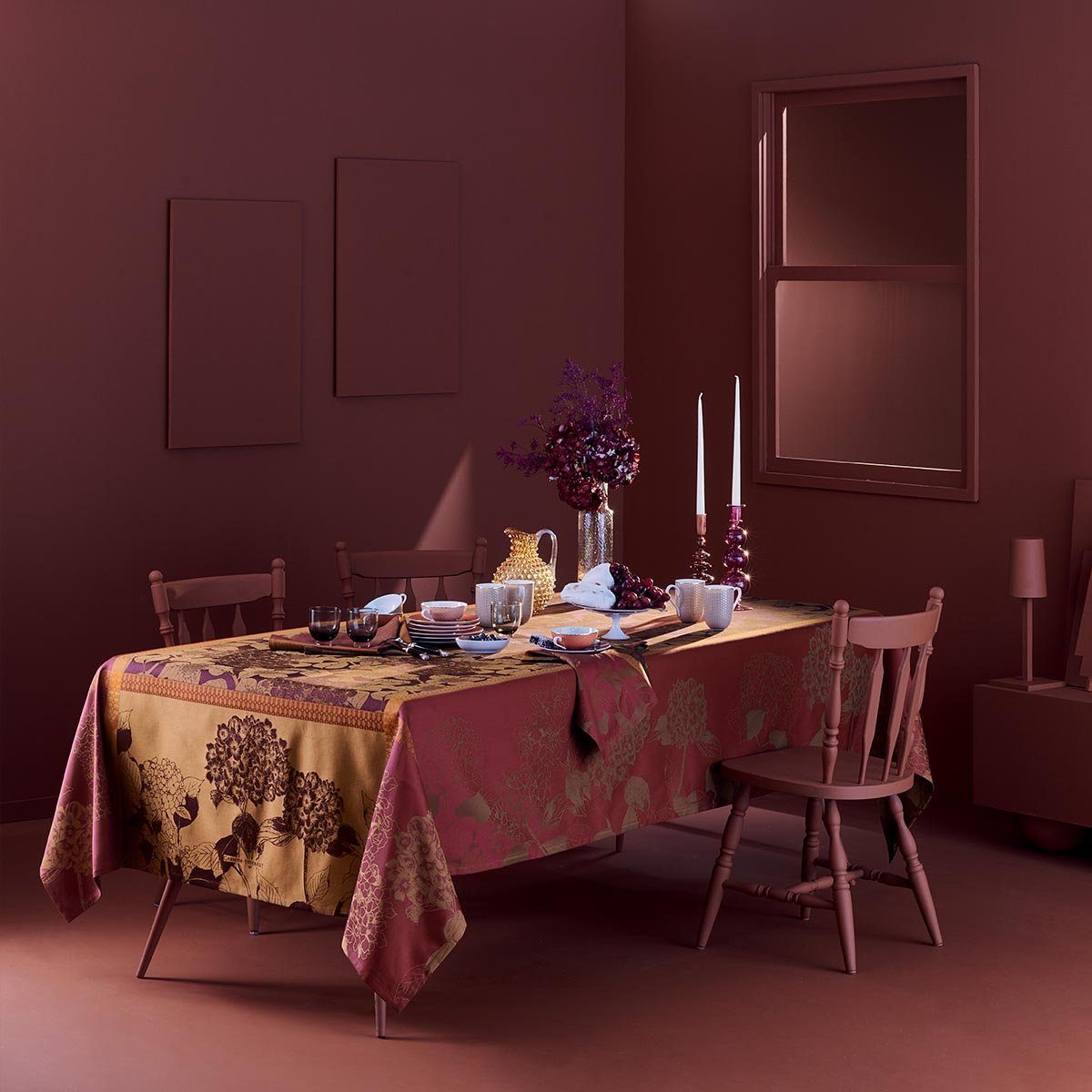 Garnier Thiebaut Tischdecke Garnier-Thiebaut Tischwäschekollektion Hortensias Rouille, jacquard-gewebt