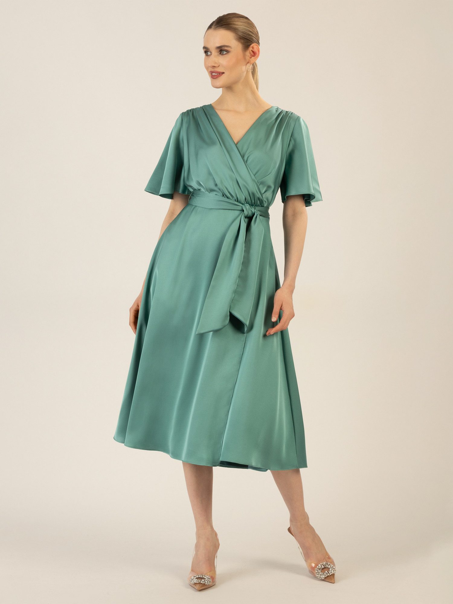 Apart Midikleid us mattschimmerndem Satin günstig online kaufen