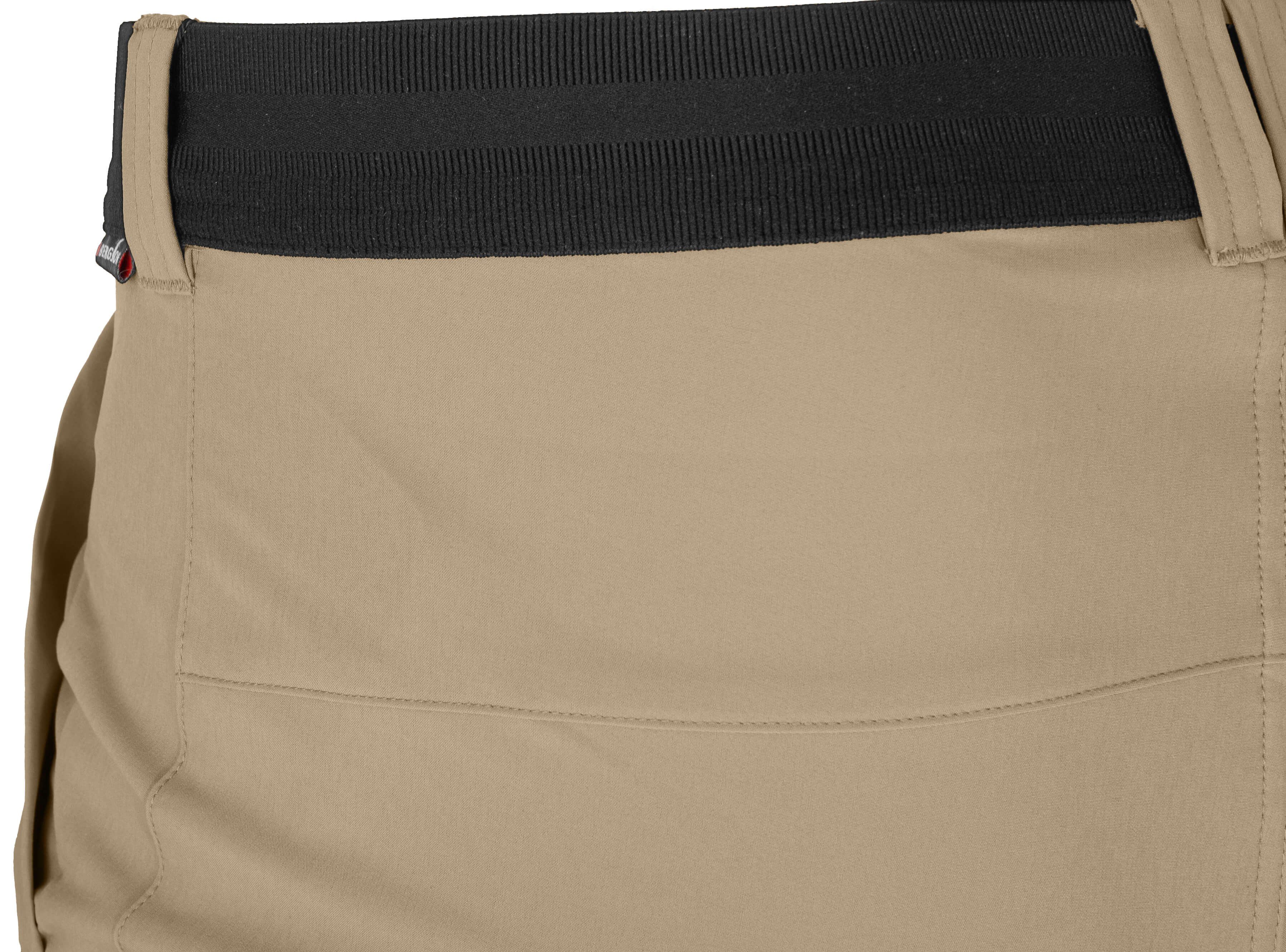 Bergson Outdoorhose FROSLEV COMFORT Bermuda Herren Wandershorts, recycelt, elastisch, 7 Taschen, Normalgrößen, be