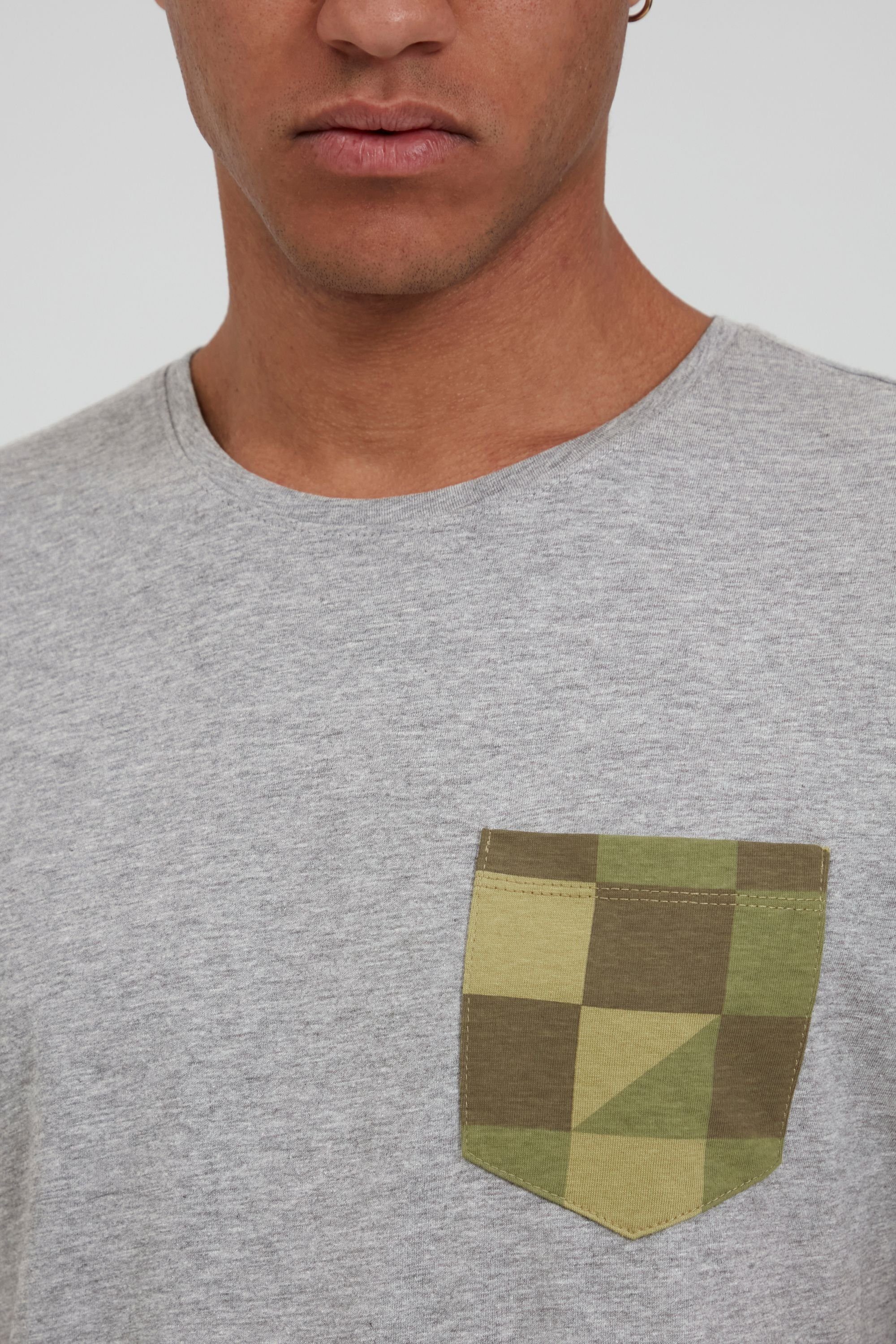 Blend T-Shirt BHAmilo (1-tlg) T-Shirt mit bunter Brusttasche