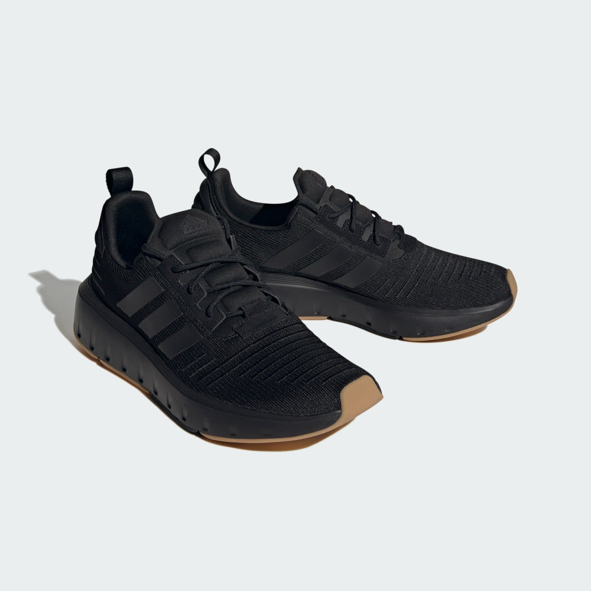adidas Sportswear SWIFT RUN SCHUH Sneaker Core Black / Core Black / Gum