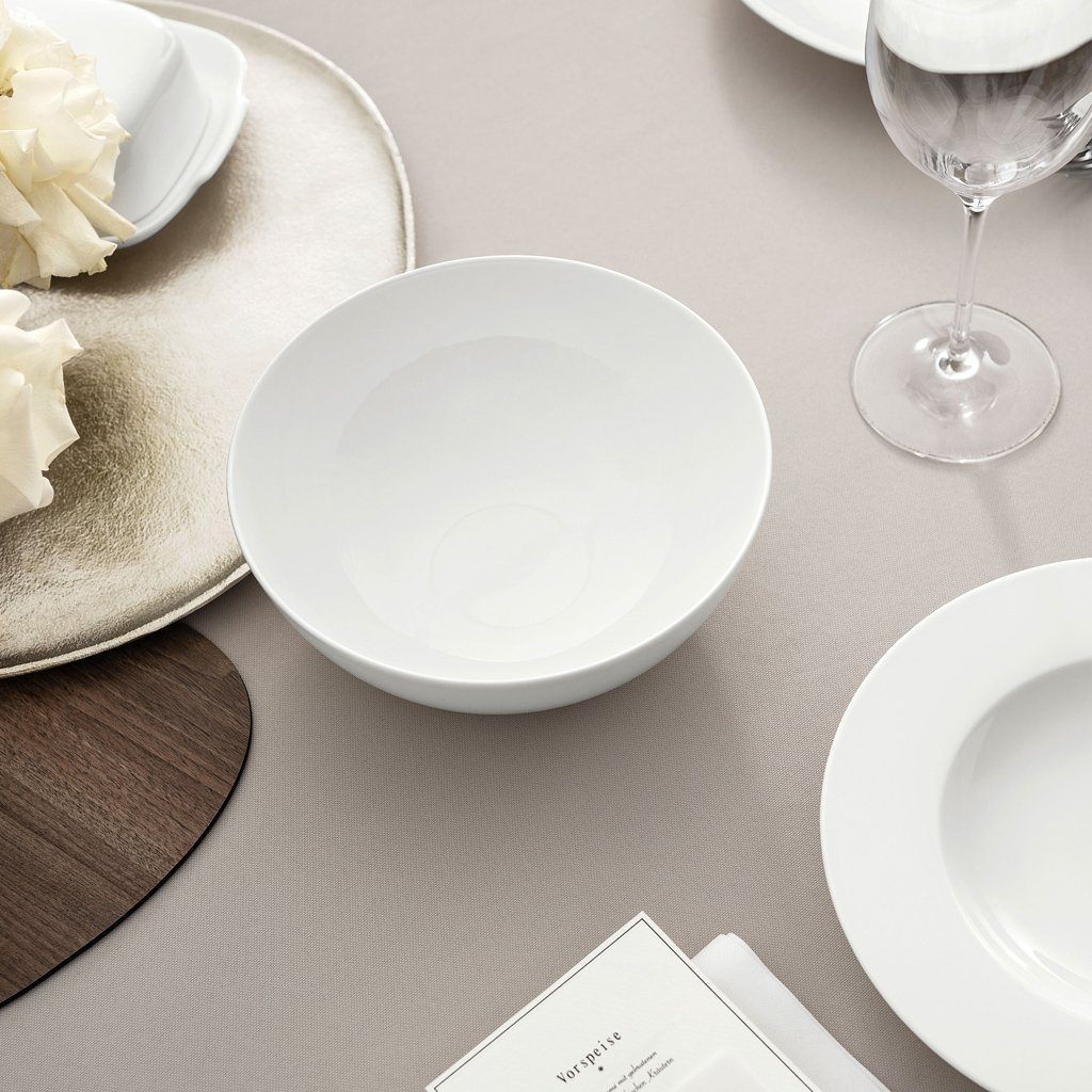Villeroy & Boch Salatschüssel Royal runde Schüssel 21 cm, Porzellan, (1-tlg), Premium Bone Porcelain, 1 Stck, mikrowellensicher,spülmaschinenfest, M