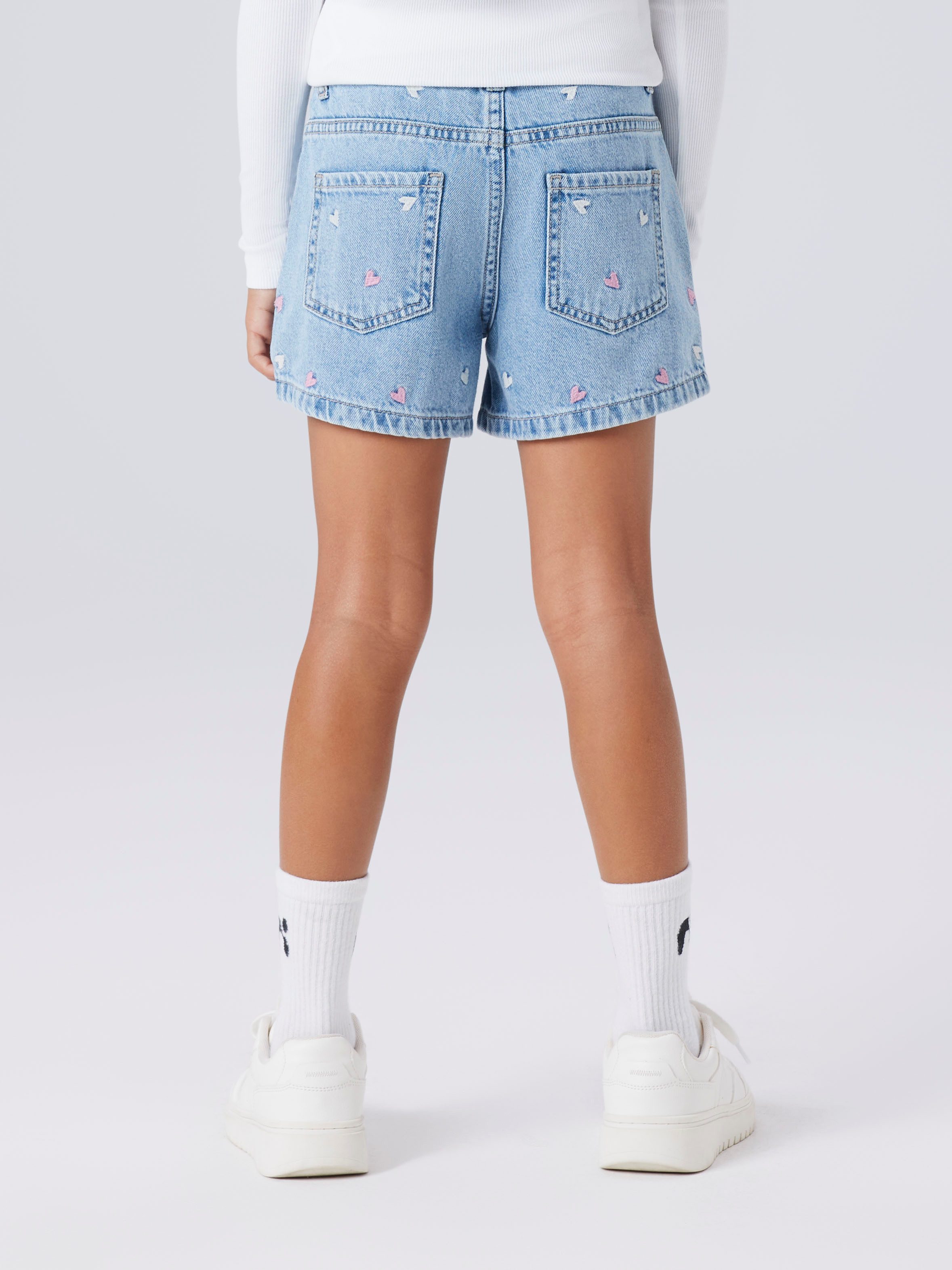 Name It Jeansshorts NKFBELLA REG DNM SHORTS 3674-BE NOOS Baumwolle, verstellbarer Bund, bestickte Details