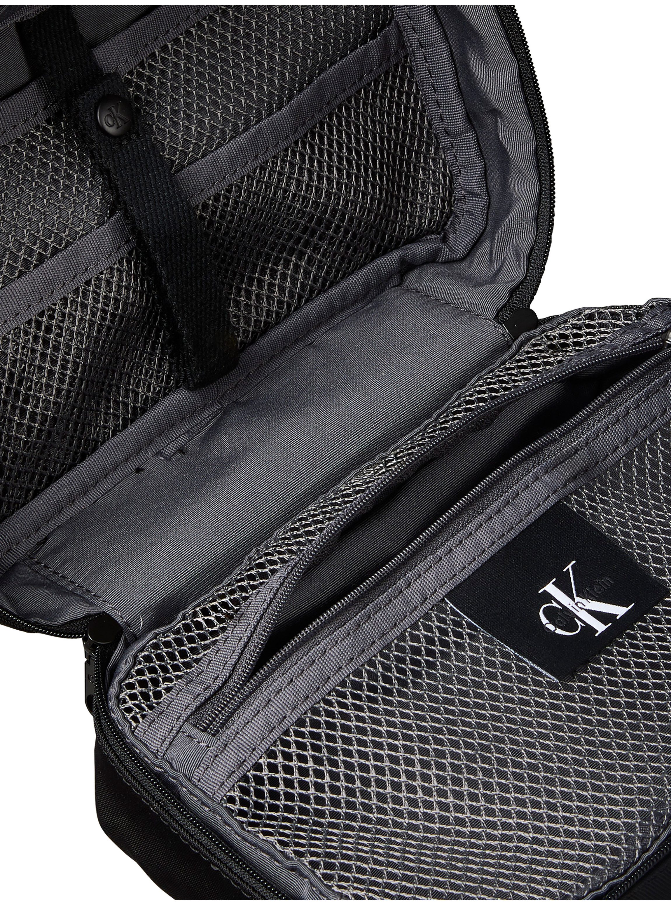 Calvin Klein Kulturbeutel BOLD WASHBAG, Unisex Minibag, Hygienebeutel mit aufteilenden Netzeinsätzen