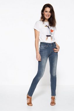 ATT Jeans 5-Pocket-Jeans Chloe mit zwei Knöpfen und Waschungen