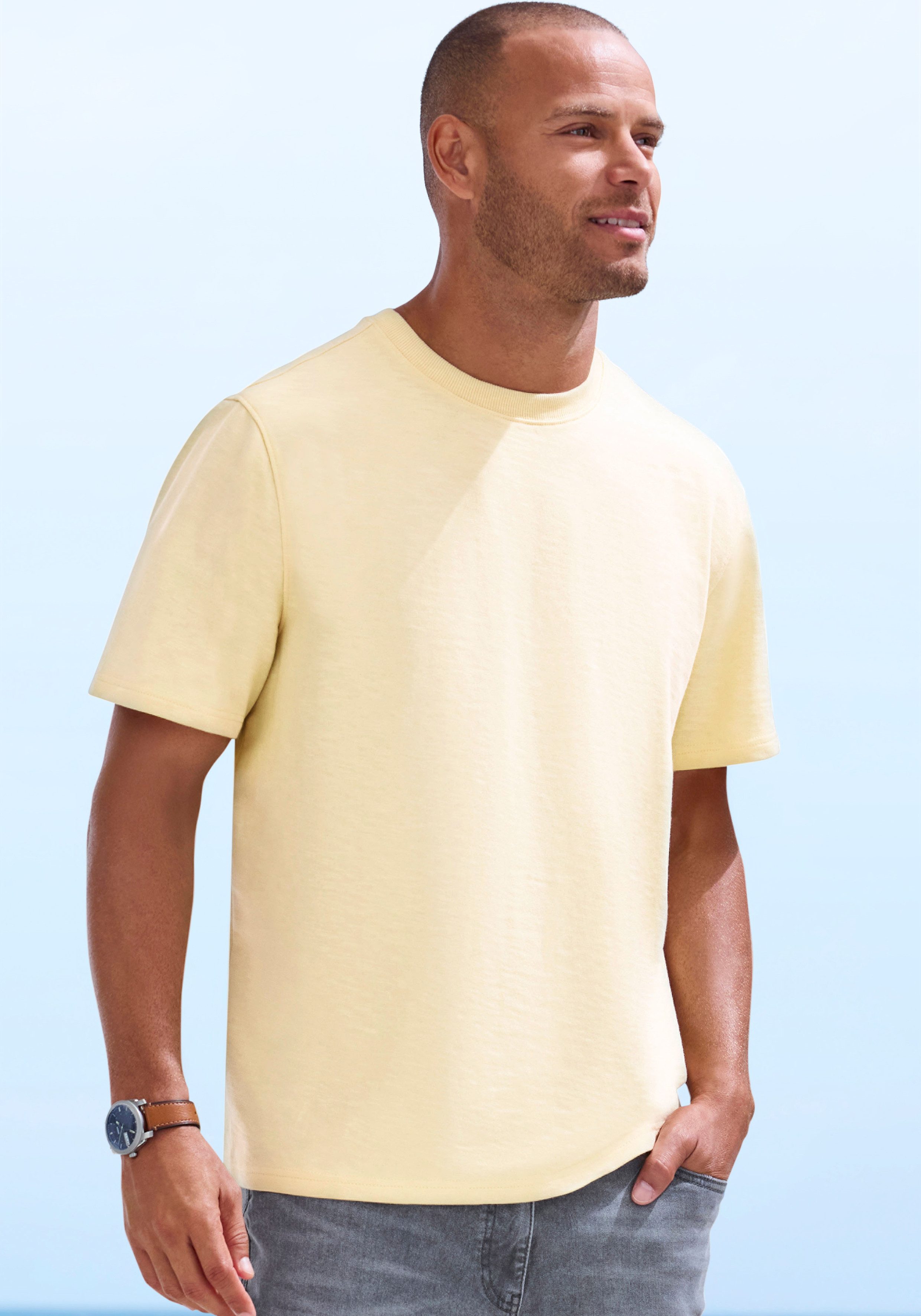 John Devin T-Shirt in Struktur-Qualität und modischen Farben. € 19,99