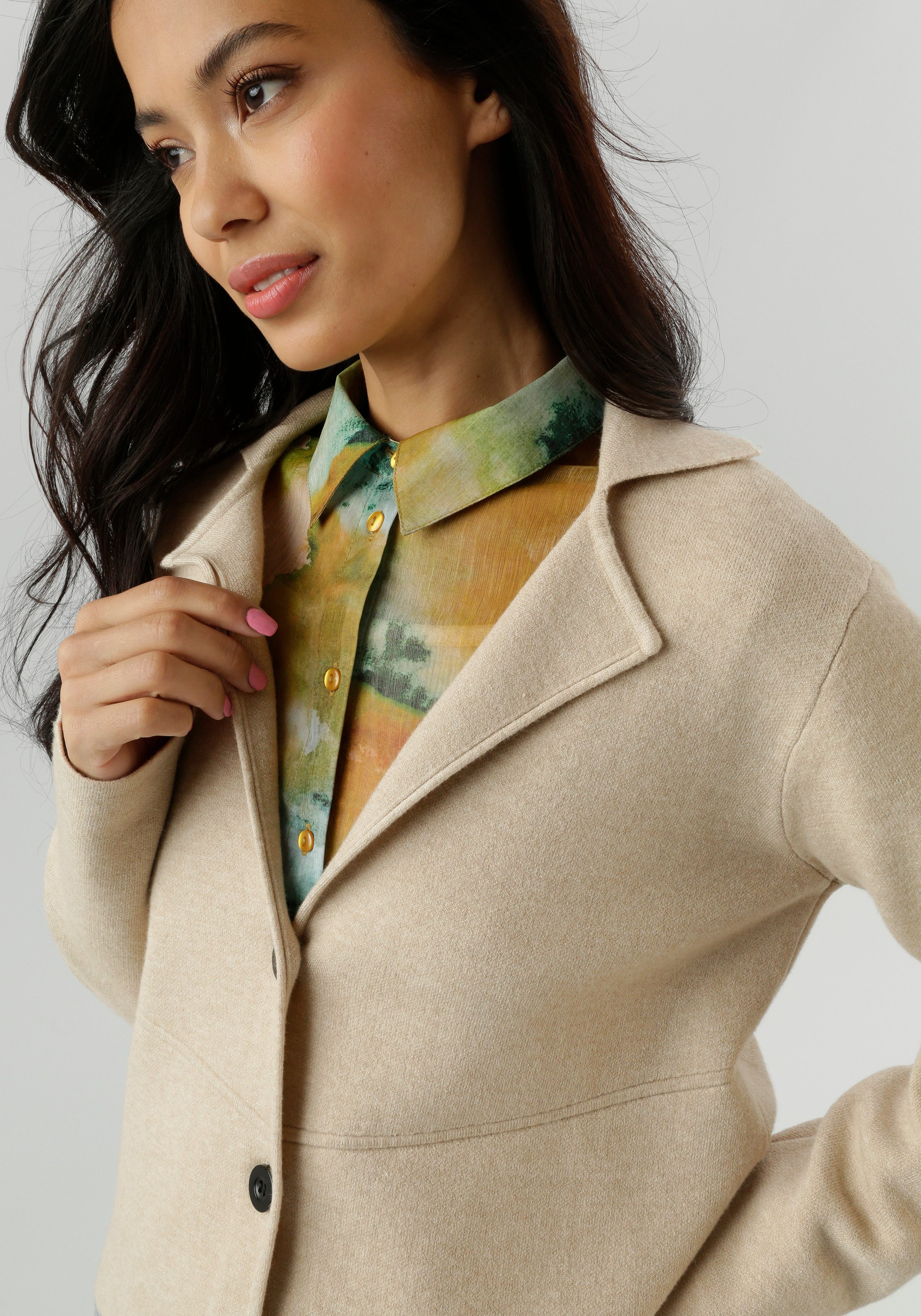 Aniston SELECTED Kurzblazer mit dekorativer Teilungsnaht