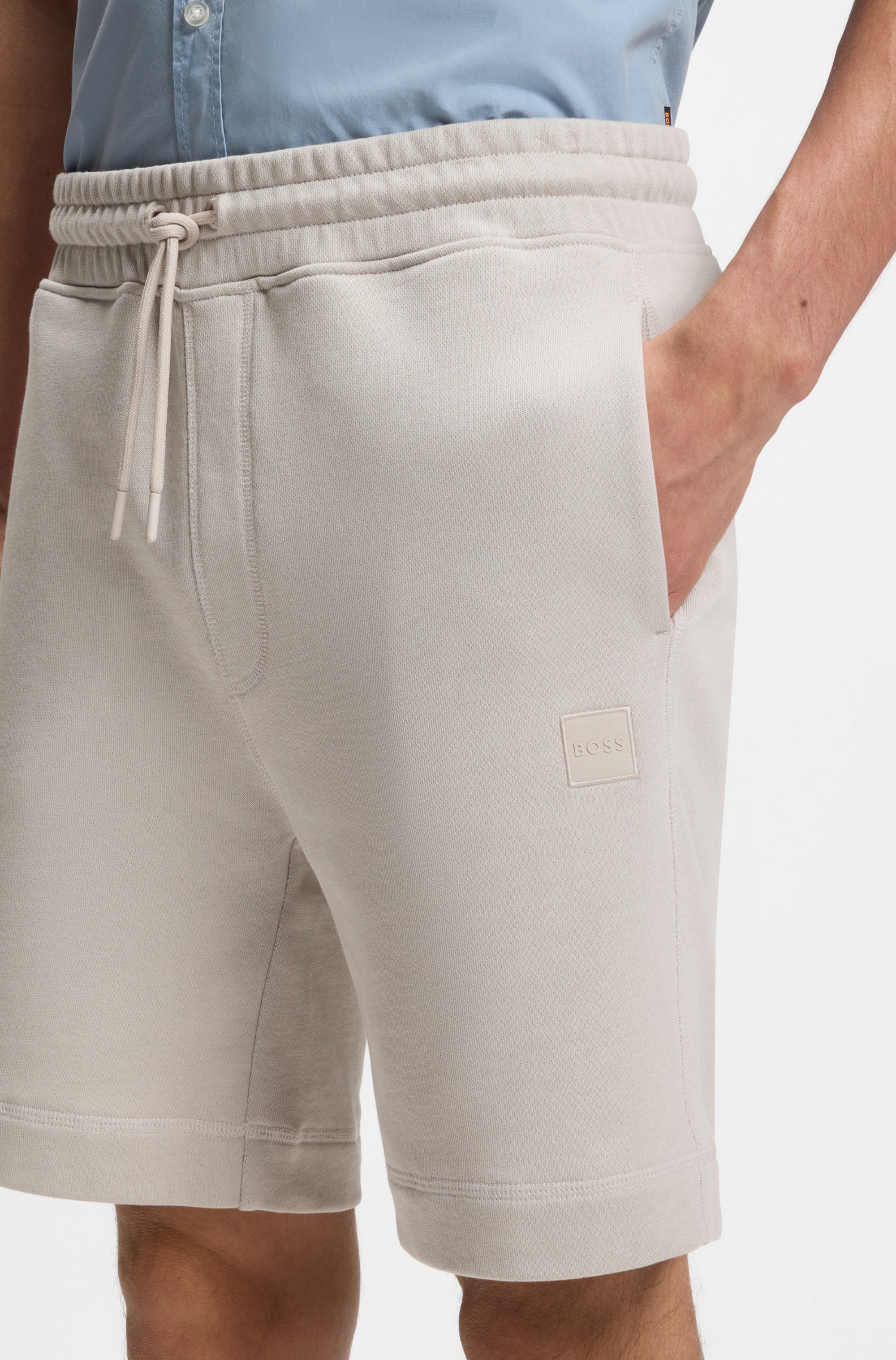BOSS ORANGE Sweatshorts Sewalk mit BOSS Markenlabel