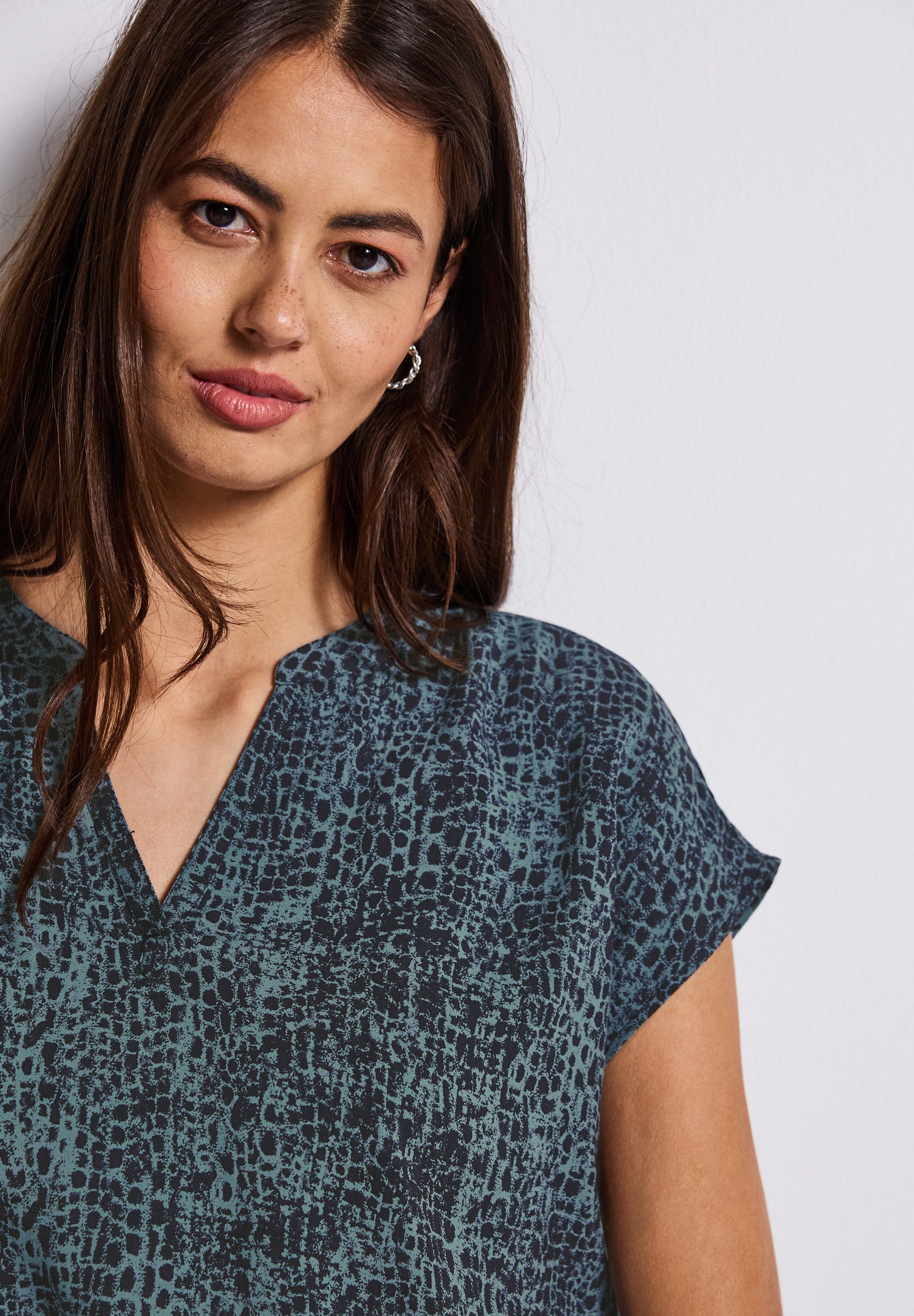 STREET ONE Shirtbluse aus softer Viskose