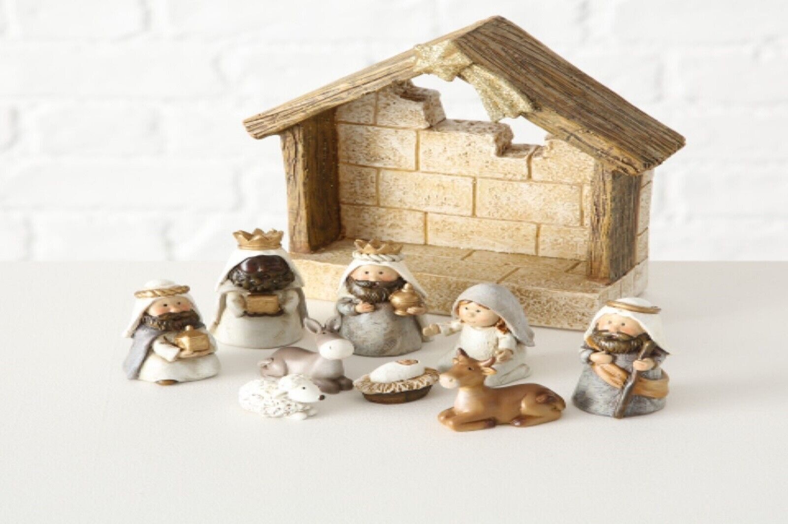 BOLTZE GRUPPE GmbH LED Dekoobjekt LED-Krippe 10 teilig H 17cm braun Kunstharz 1 LED