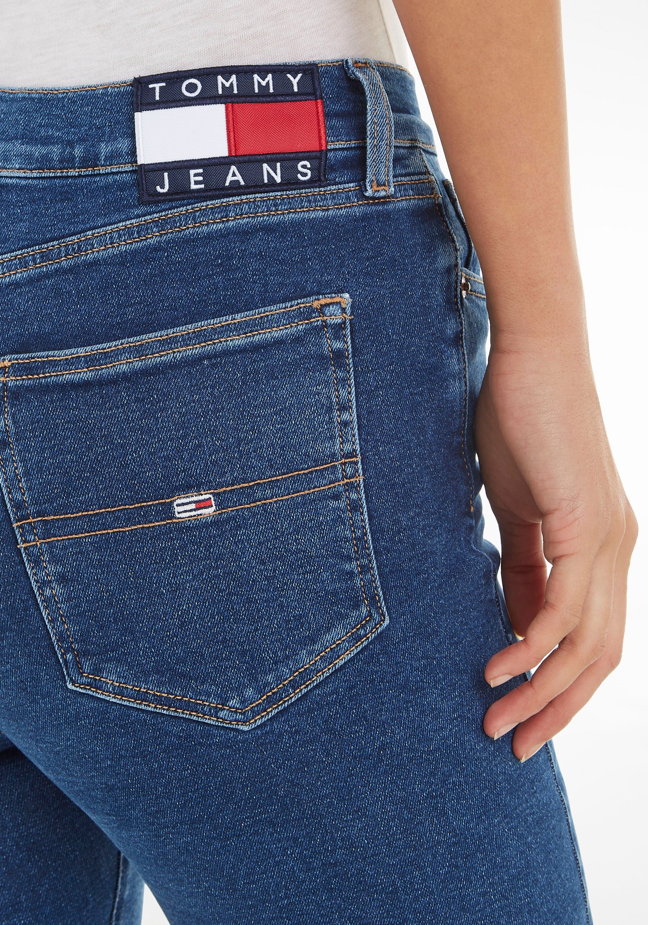 Skinny-fit-Jeans SYLVIA SSKN mit Tommy Logobadge Jeans Labelflags dark_denim3 Jeans HR CG4 und