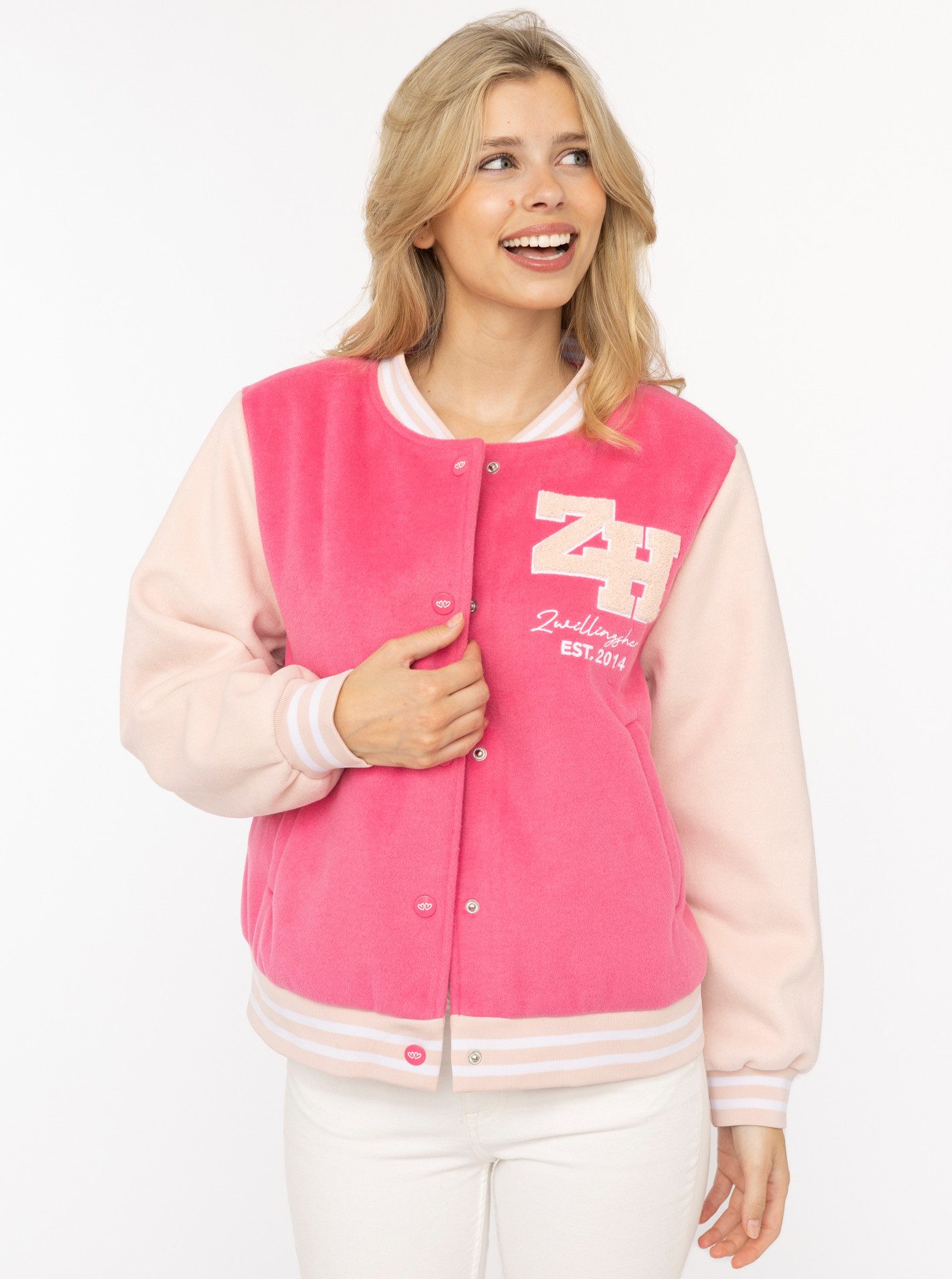 Zwillingsherz Bomberjacke „College Uni“ abgesetzte Ärmel, gestreifte Bündchen, Eingriffstaschen, Aufnäher