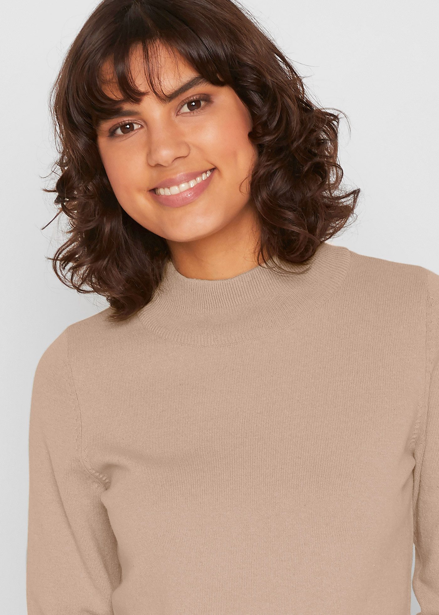 bonprix Strickpullover aus Strickmaterial, atmungsaktiv, pflegeleicht, mit Stehkragen
