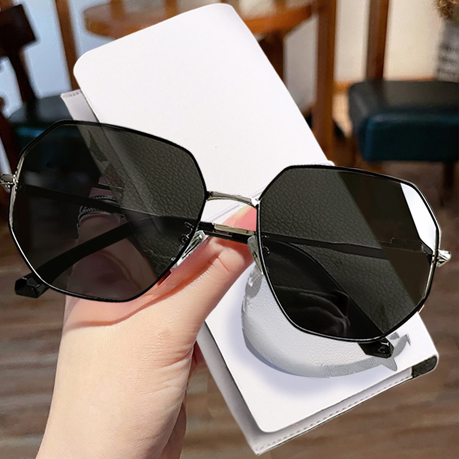 KUGI Sonnenbrille Sonnenbrille Hochwertige Verpackung Geeignet für Männer und Frauen (für Männer und Frauen Ins Blogger,und Prominenten derselbe Stil Muss in vier Jahreszeiten haben sind die perfekte Wahl, UV400 100 % UV-Schutz,2023 Hot Sale Style Auswahl) für Outdoor-Aktivitäten wie Wandern,Fahren,Angeln,Einkaufen