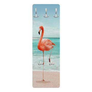 Bilderdepot24 Garderobenpaneel pink Botanik Tropisch Natur Strand Meer Tiere Strand mit Flamingo (ausgefallenes Flur Wandpaneel mit Garderobenhaken Kleiderhaken hängend), moderne Wandgarderobe - Flurgarderobe im schmalen Hakenpaneel Design