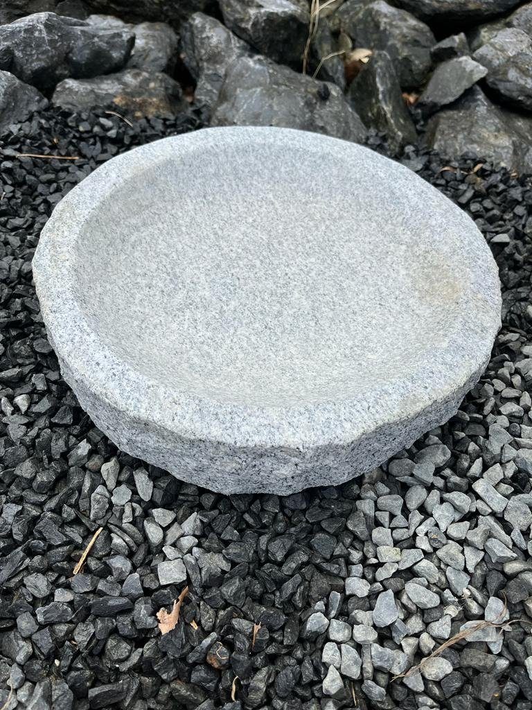 IDYL Vogeltränke Granit rund Ø 30 cm hellgrau