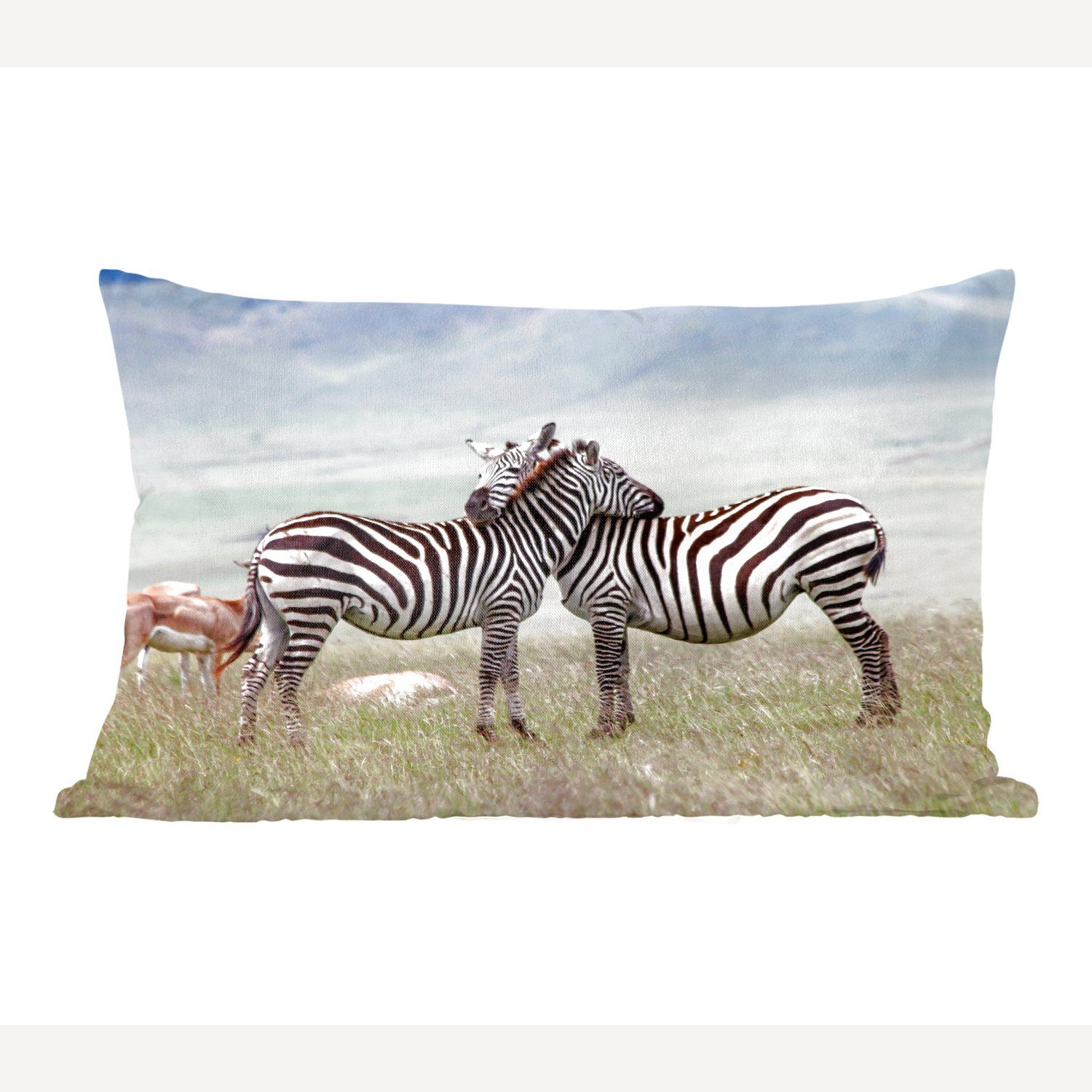 MuchoWow Dekokissen Zebras - Gras - Schwarz - Weiß, Wohzimmer Dekoration, Zierkissen, Dekokissen mit Füllung, Schlafzimmer