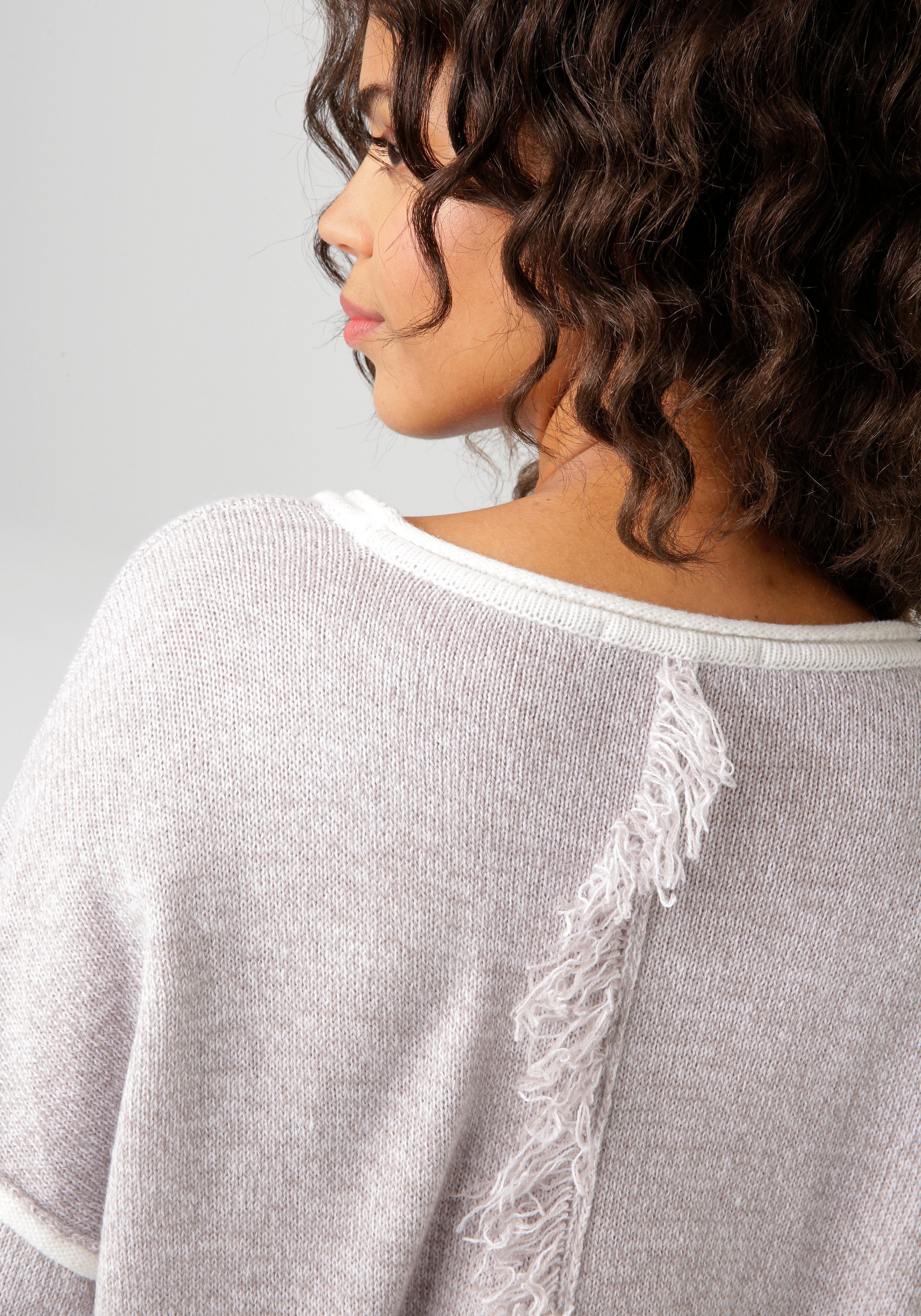 Aniston CASUAL Strickpullover mit Fransen im Rücken