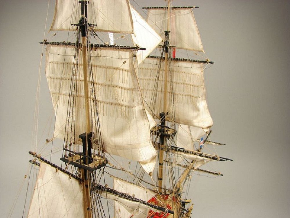 Krick Modellbausatz Shipyard HMS Wolf The 10 Gun Sloop 1752 Laser Cut 1:72 Kartonbausatz