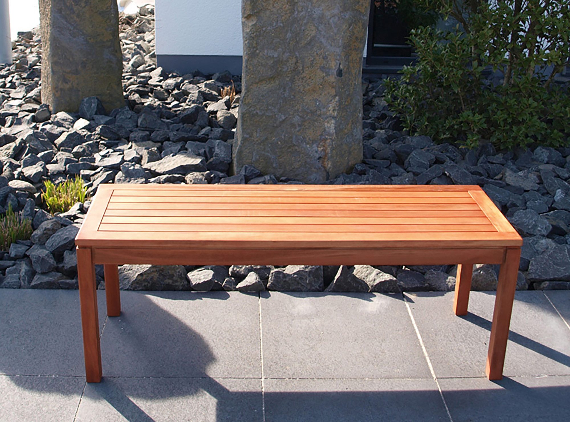TPFGarden Gartenbank SOLANO (Hochwertige Outdoor Gartenbank, 1-St., Holzbank, Sitzhöhe 45 cm, Sitzbreite 120 cm), Wetterfeste Outdoor Bank