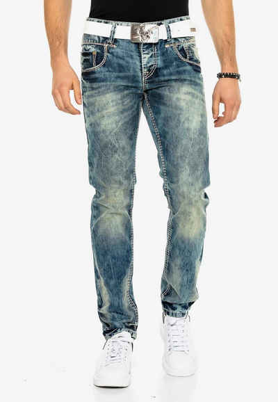 Cipo & Baxx Bequeme Jeans in bequemem Regular Fit-Schnitt