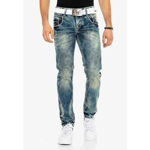 Cipo & Baxx Bequeme Jeans in bequemem Regular Fit-Schnitt