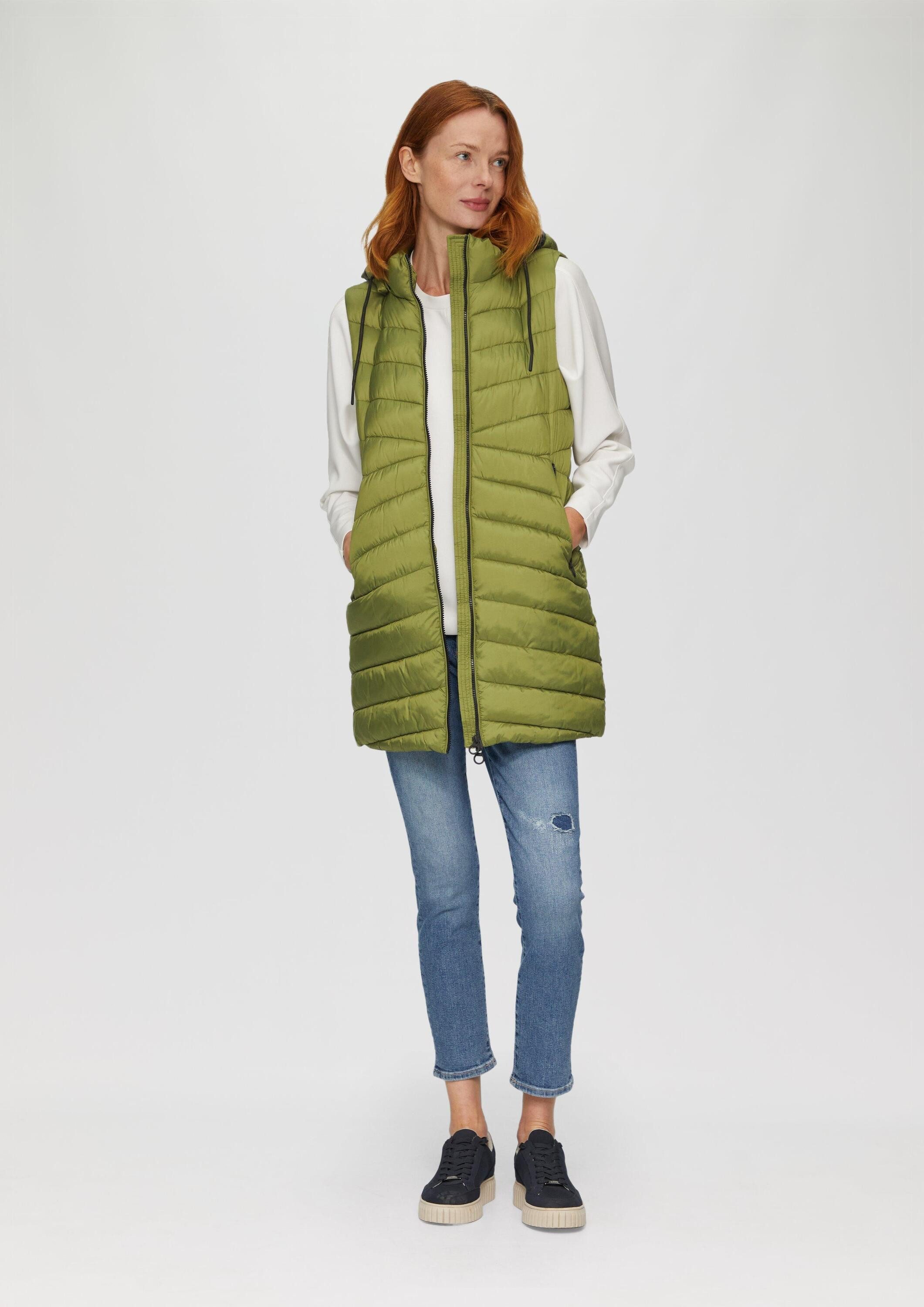 s.Oliver Outdoorjacke Outdoor-Weste Leichte Steppweste mit Logo-Kapuze