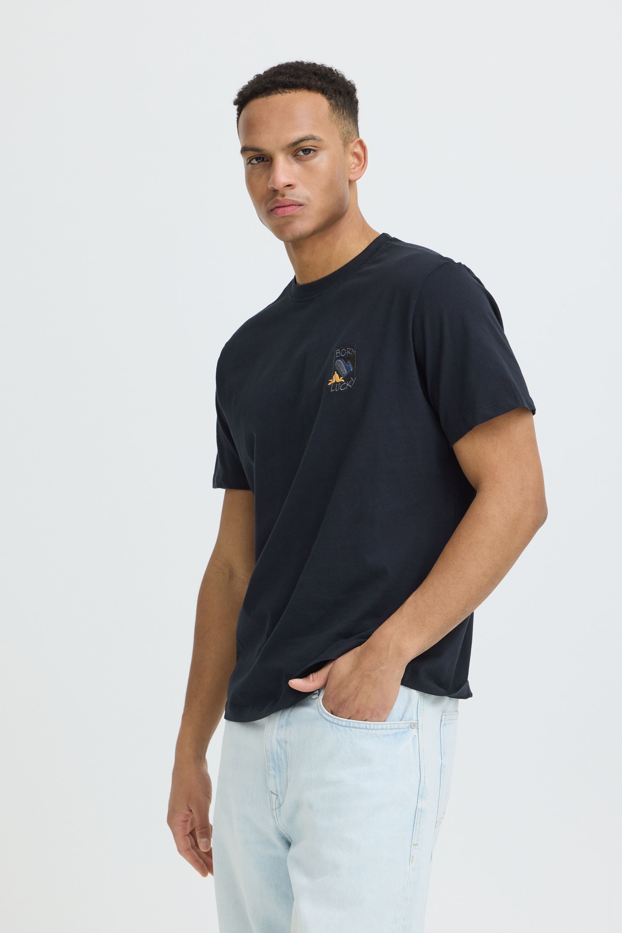 Blend T-Shirt BHTee Lässiges T-Shirt mit Stickerei