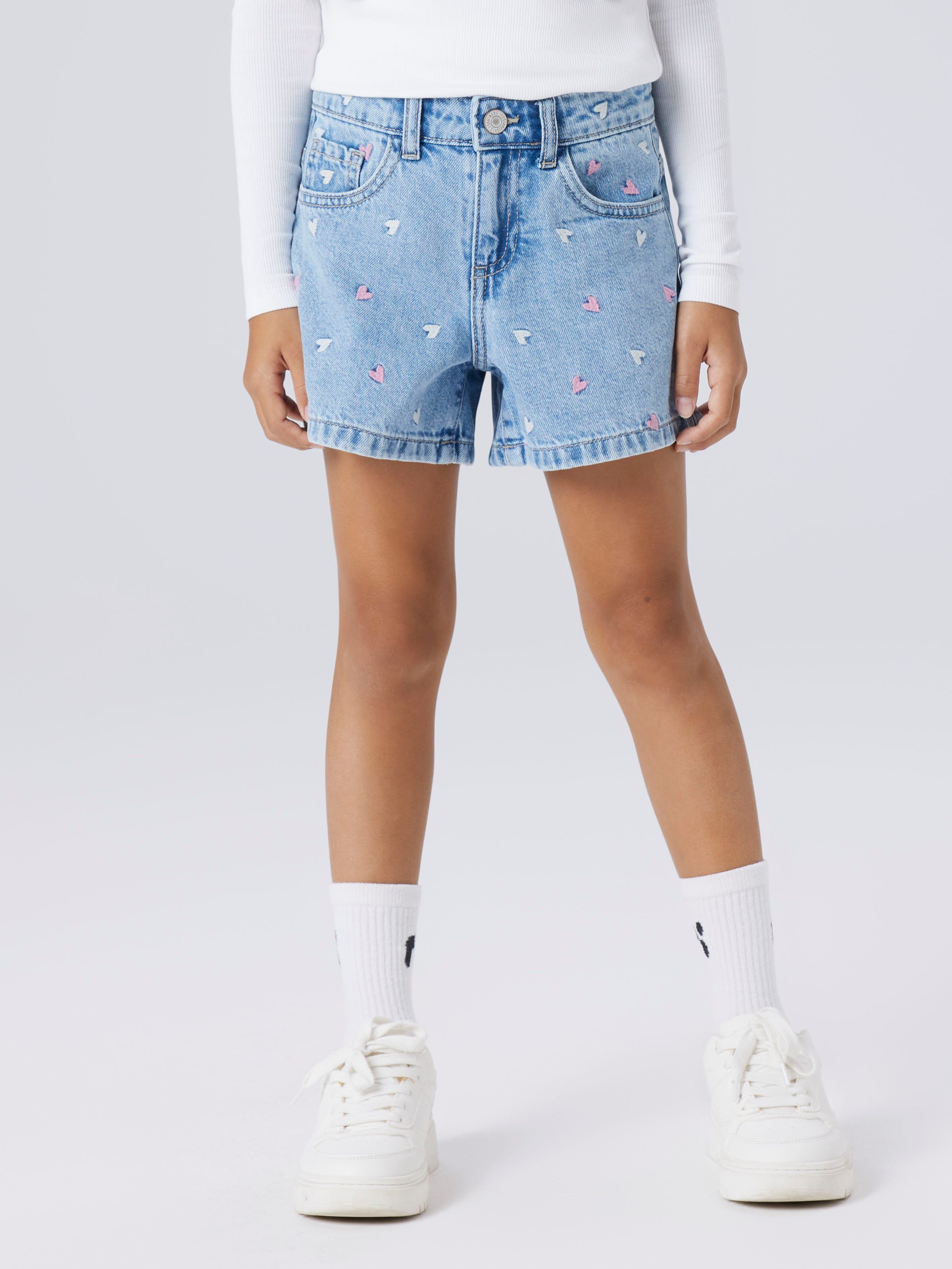 Name It Jeansshorts NKFBELLA REG DNM SHORTS 3674-BE NOOS Baumwolle, verstellbarer Bund, bestickte Details