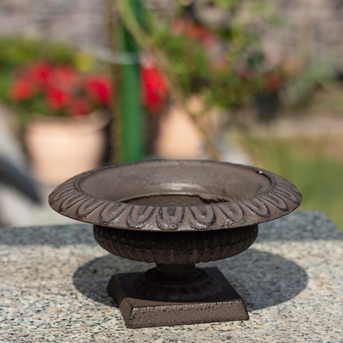 Antikas Gartenfigur Französische Amphore aus Gusseisen, Blumenvase, Gartendeko