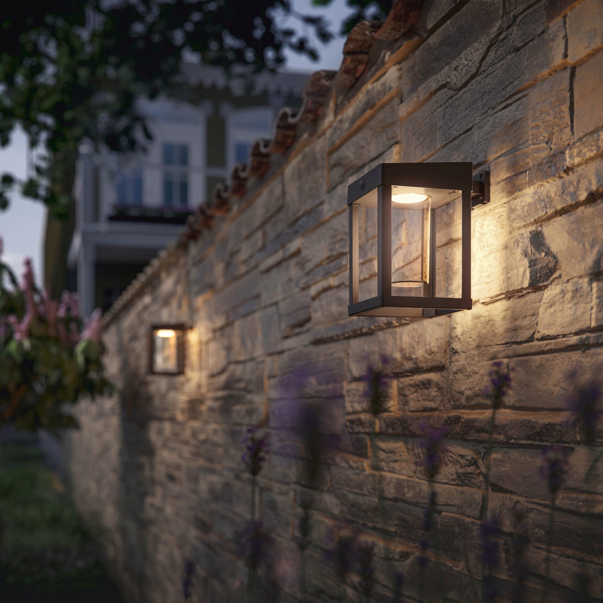 Philips Hue LED Außen-Wandleuchte Outdoor A-Label Solar Camill Wandleuchte eckig, LED fest integriert, Warmweiß