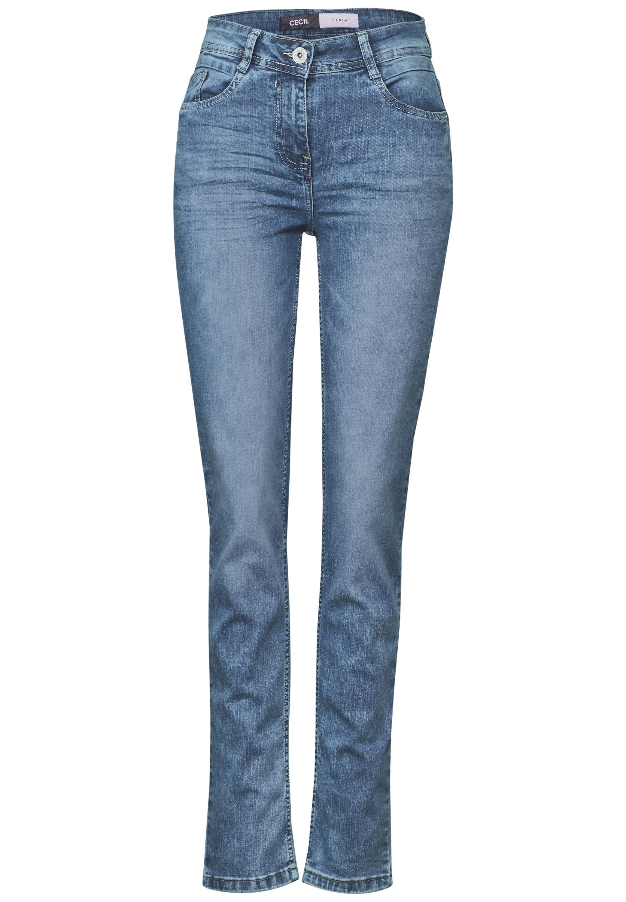 Chinos