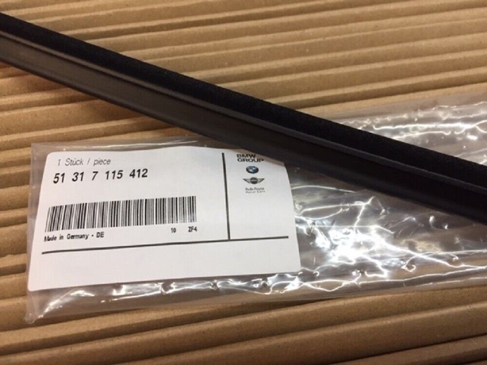 BMW Dichtungsband Original BMW Dichtung Heckscheibe Abdeckung 5er E60 hinten 51317115412, (1-St)
