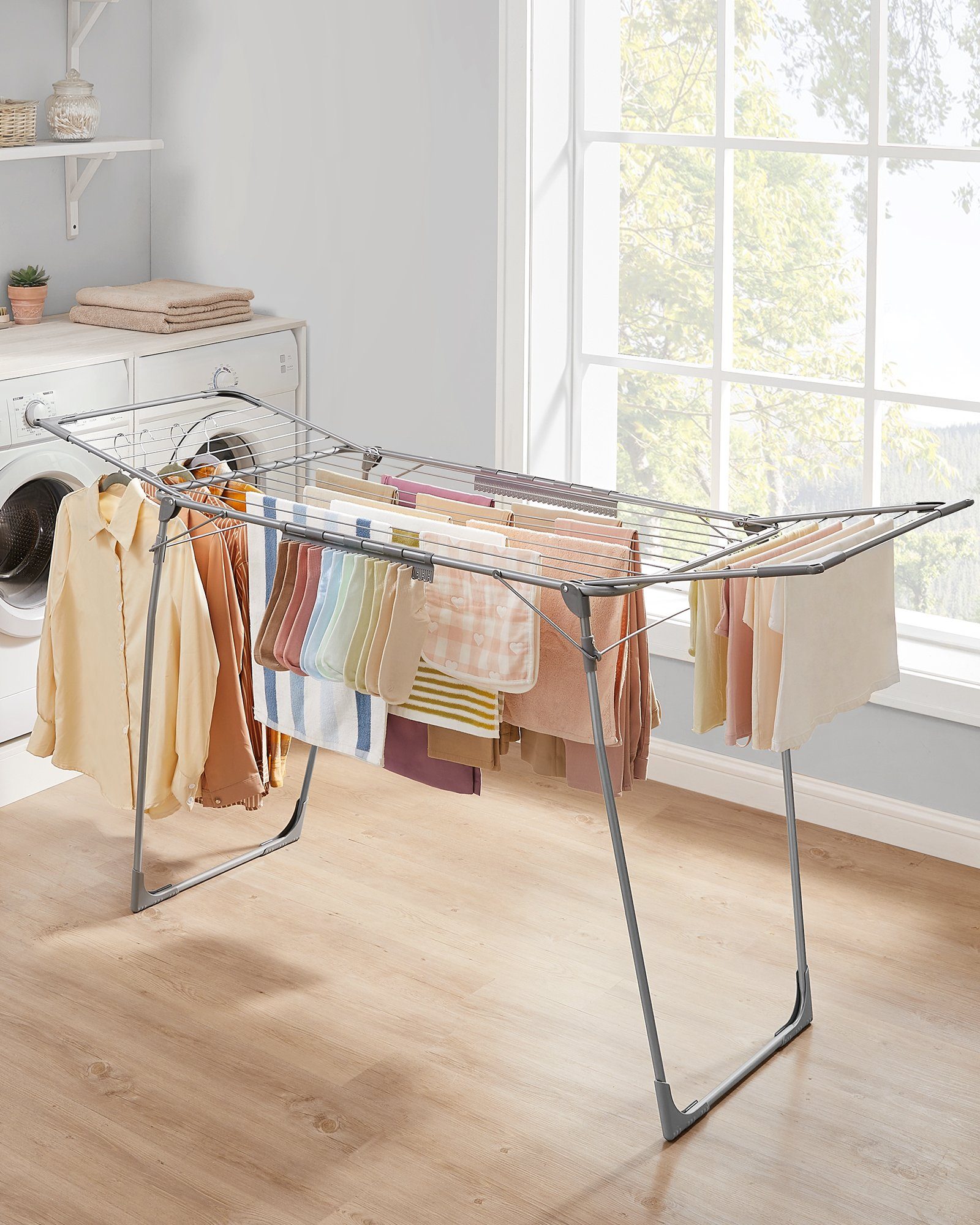 SONGMICS Wäscheständer Standtrockner, mit Sockenhalter, Metall, für Kleidung, Handtücher, 52,5 x 173 x 96,5 cm, Flügelwäschetrockner platzsparend, grau