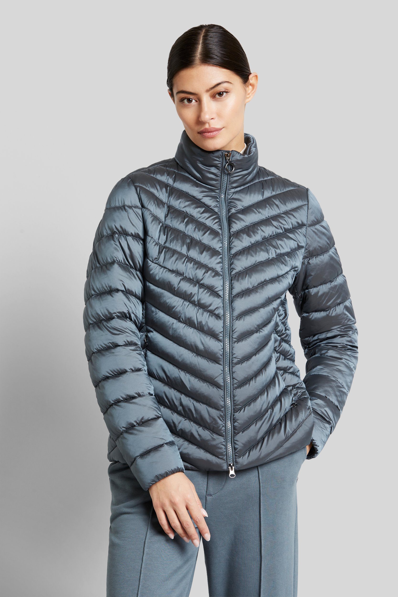 bugatti Langjacke mit femininem Steppbild