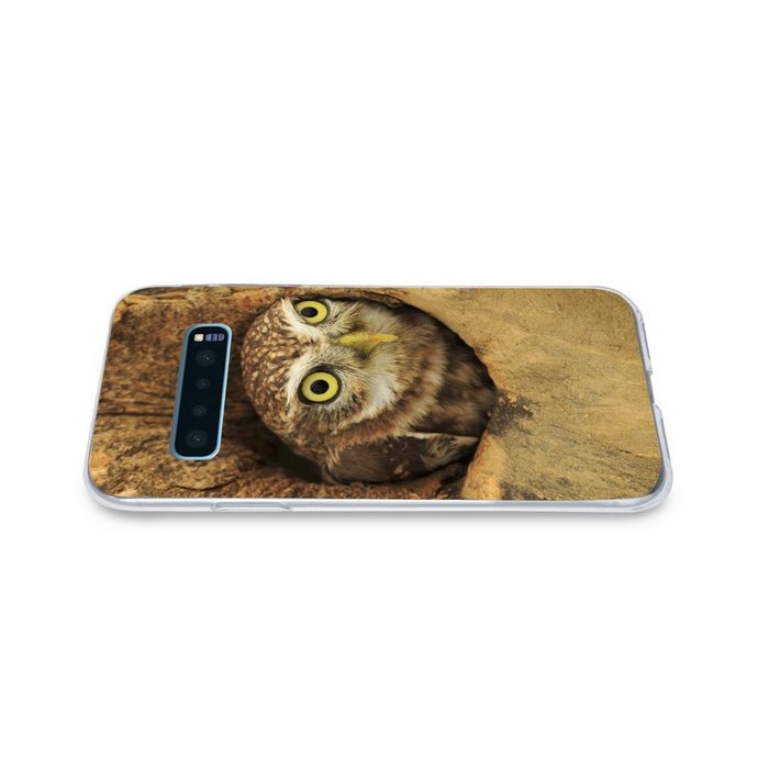 MuchoWow Handyhülle Braune Eule die aus einem Loch in einem Baum schaut Phone Case Handyhülle Samsung Galaxy S10+ Silikon Schutzhülle FN11226