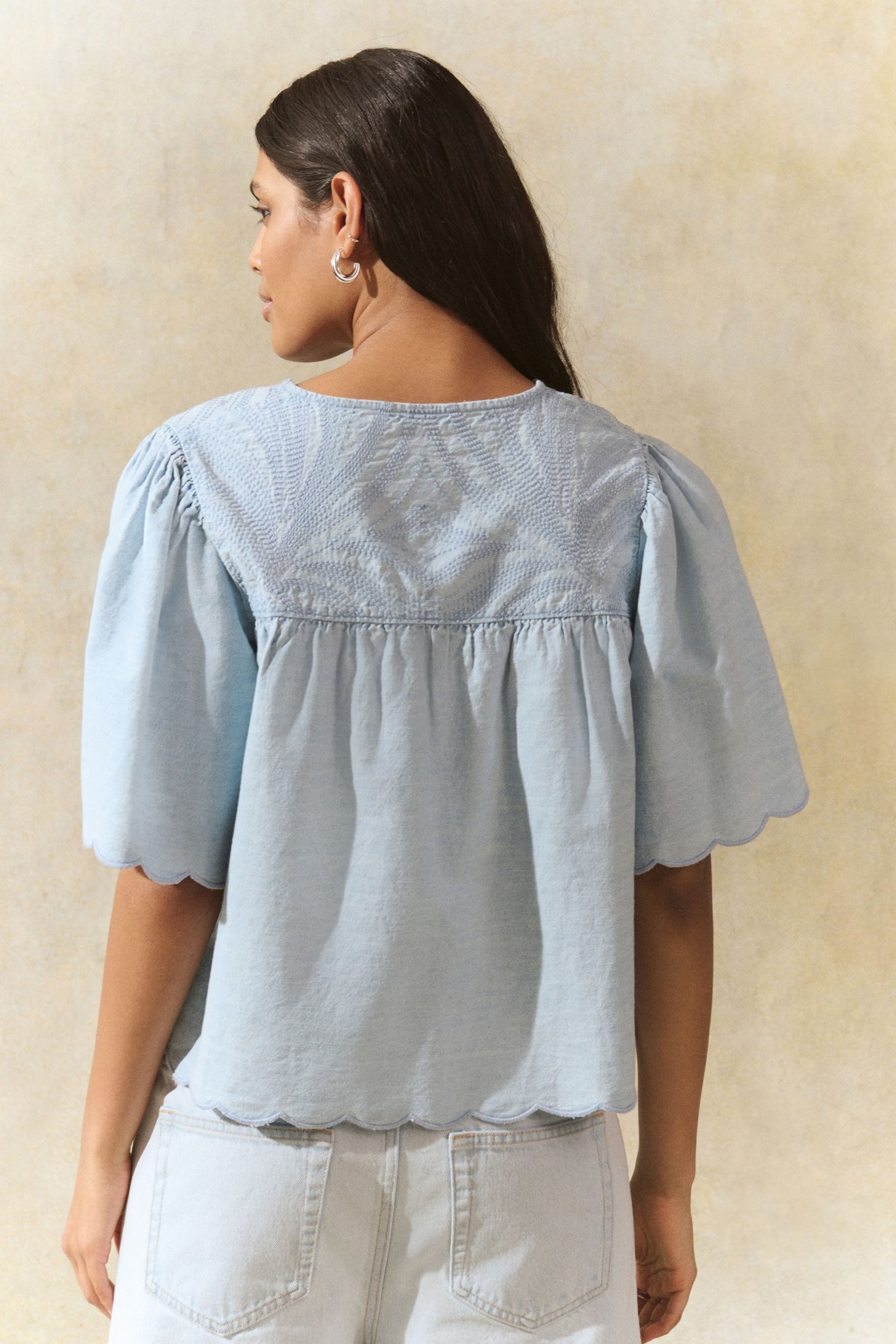 Next Jeanshemd Leichte Jeansbluse mit Stickerei aus Baumwolle (1-tlg) günstig online kaufen