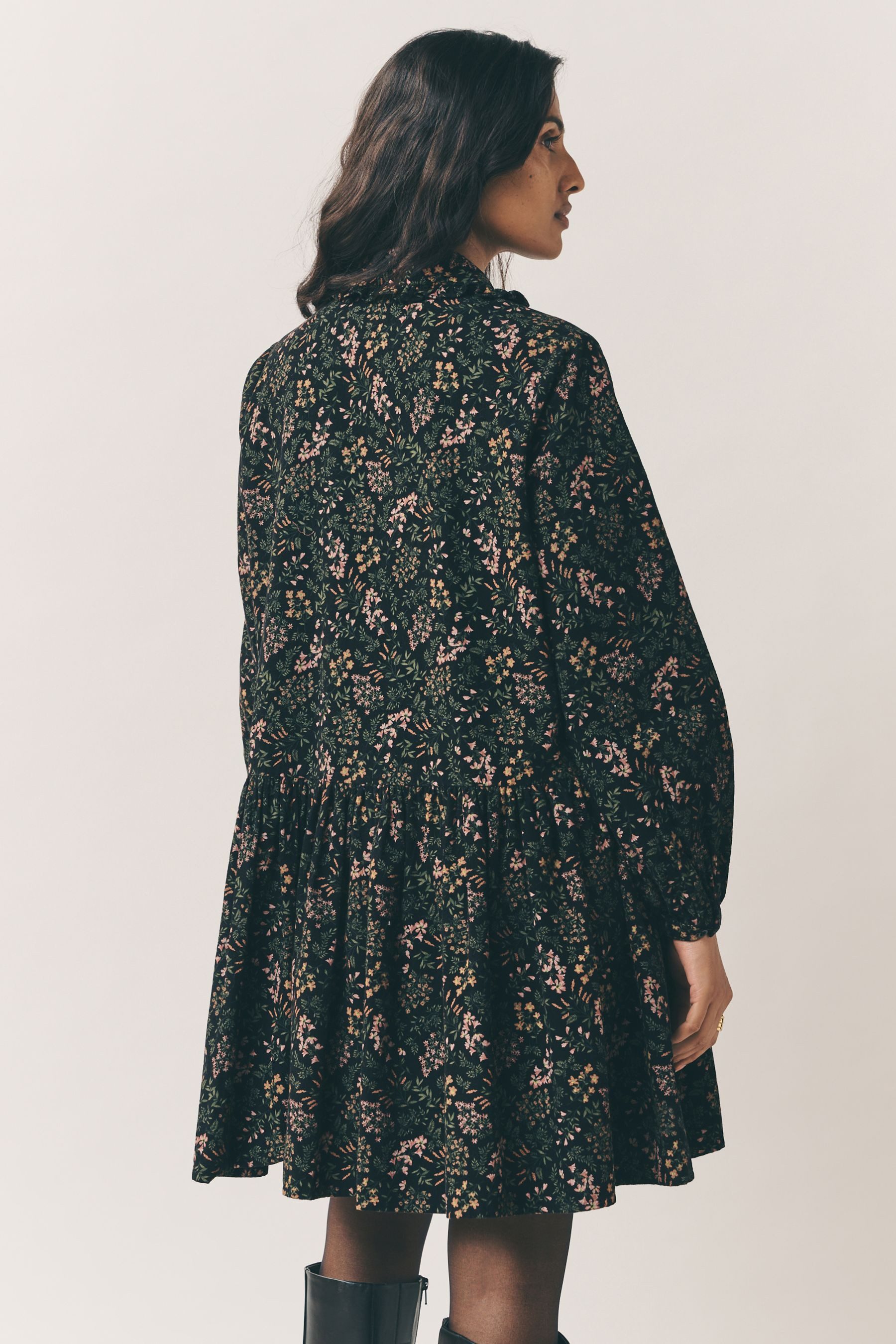 LAURA ASHLEY Minikleid Laura Ashley Langärmeliges Minikleid aus Cord (1-tlg günstig online kaufen