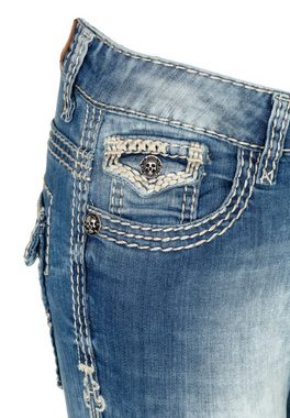 Cipo & Baxx Bequeme Jeans mit dezenter Waschung in Straight Fit
