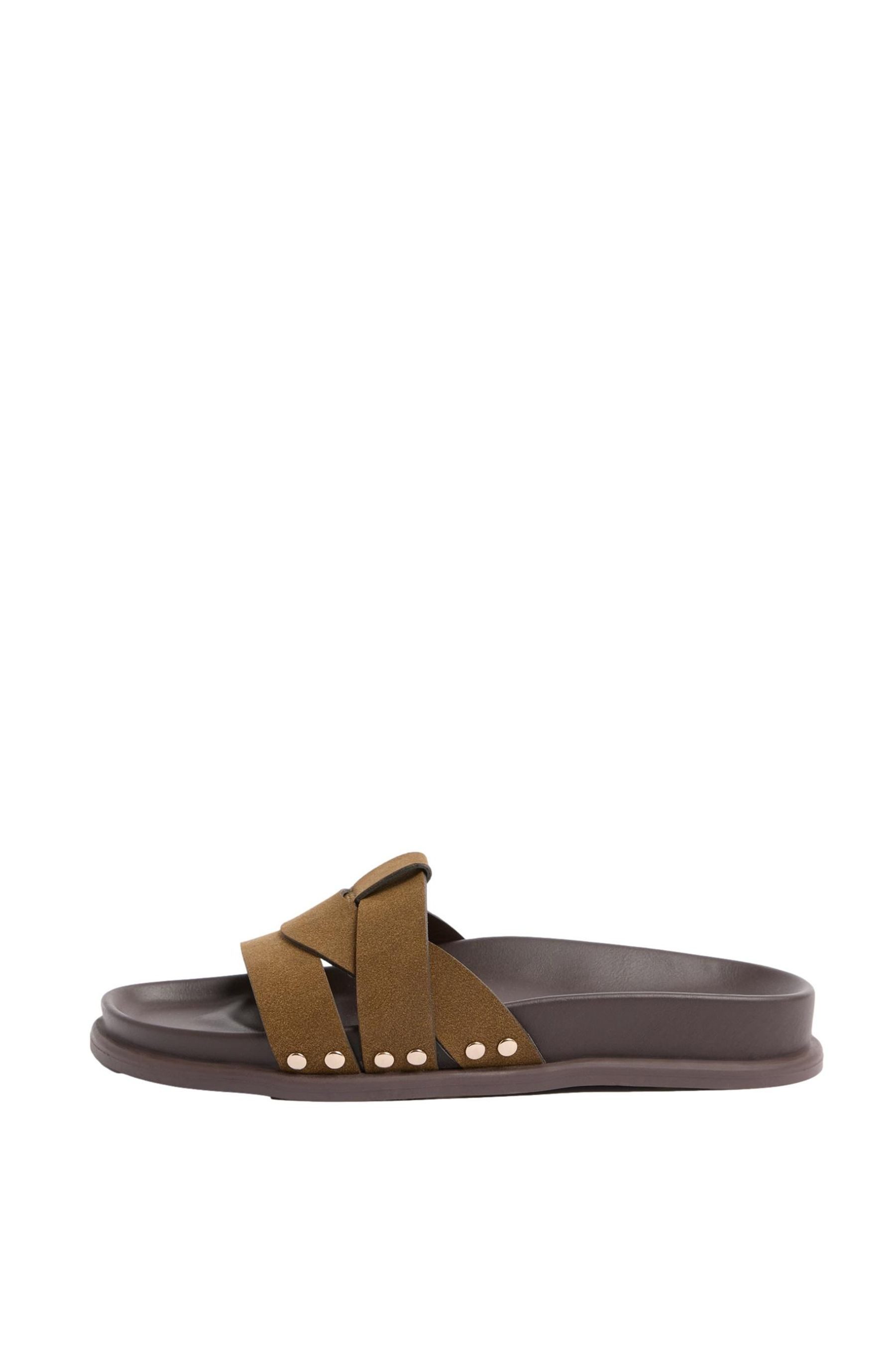 Friends Like These Fußbett-Sandalen mit Nieten Sandale