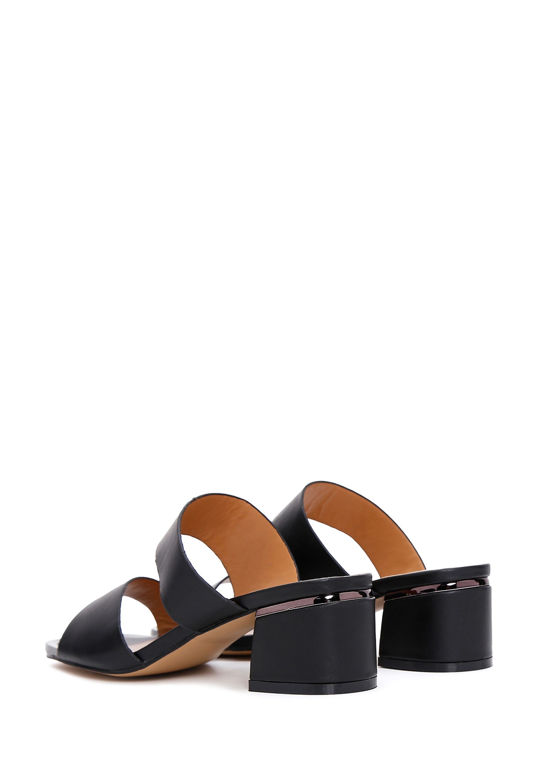 Derimod Mules aus Kunstleder mit mittelhohem Absatz Mules Kunstleder, Slip-on-Passform, Blockabsatz, Metallic-Detail – Bild 5 von 5