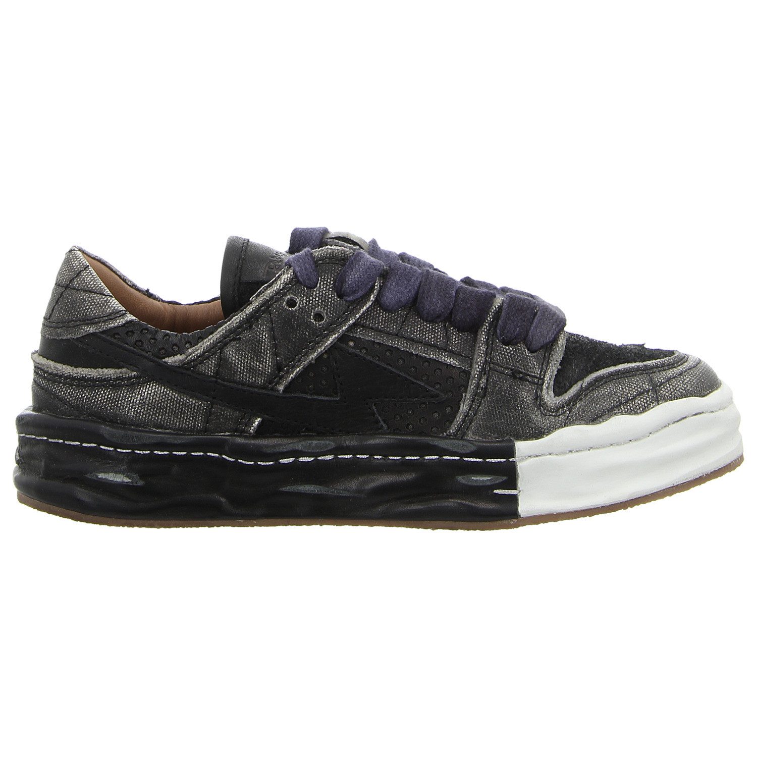 Rebecca White Zwave Rebuild Sneaker