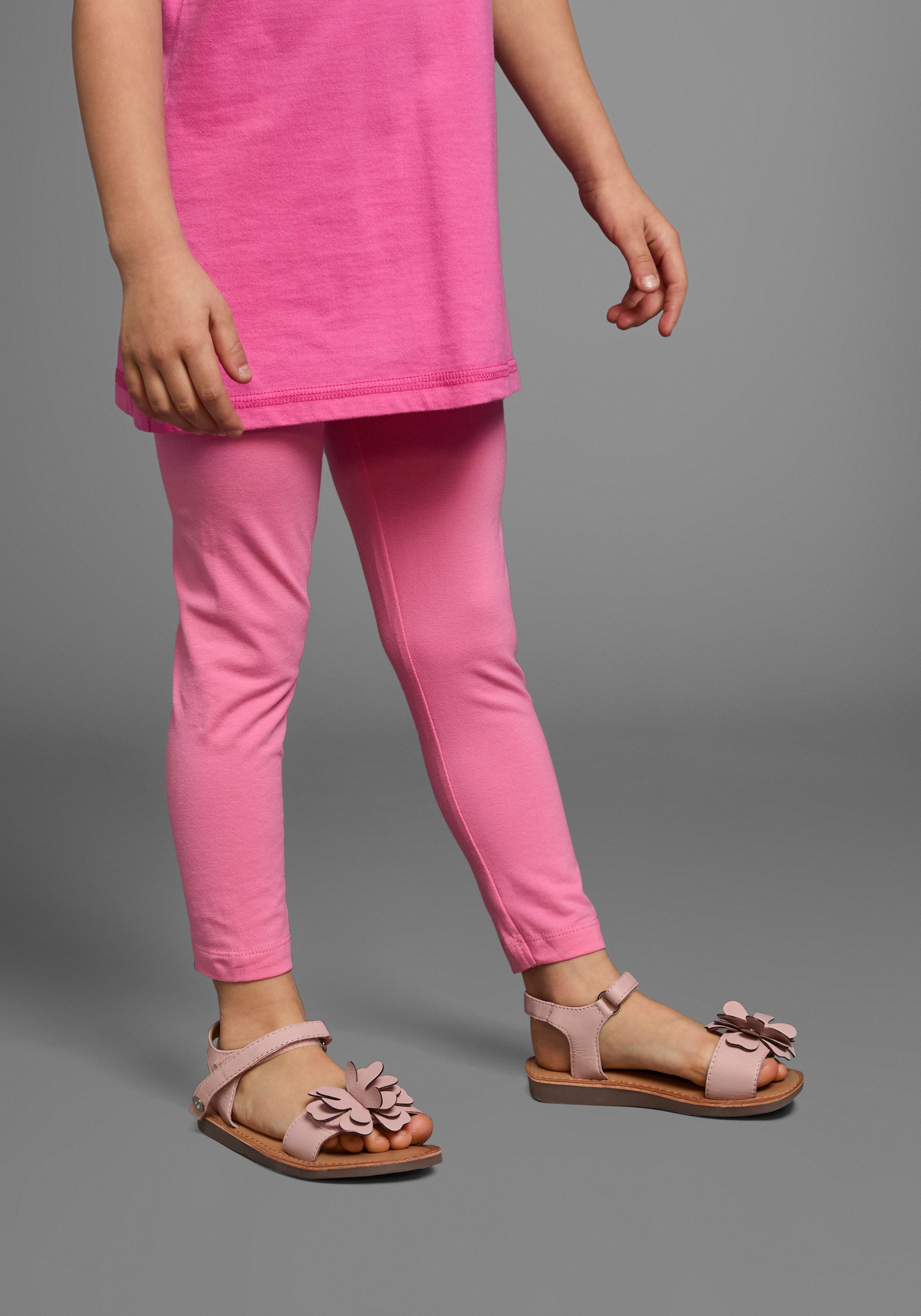 KIDSWORLD Leggings 3er Pack Leggings für kleine Mädchen (Packung, 3-tlg., 3) mit unterschiedlichen Mustern und Farben