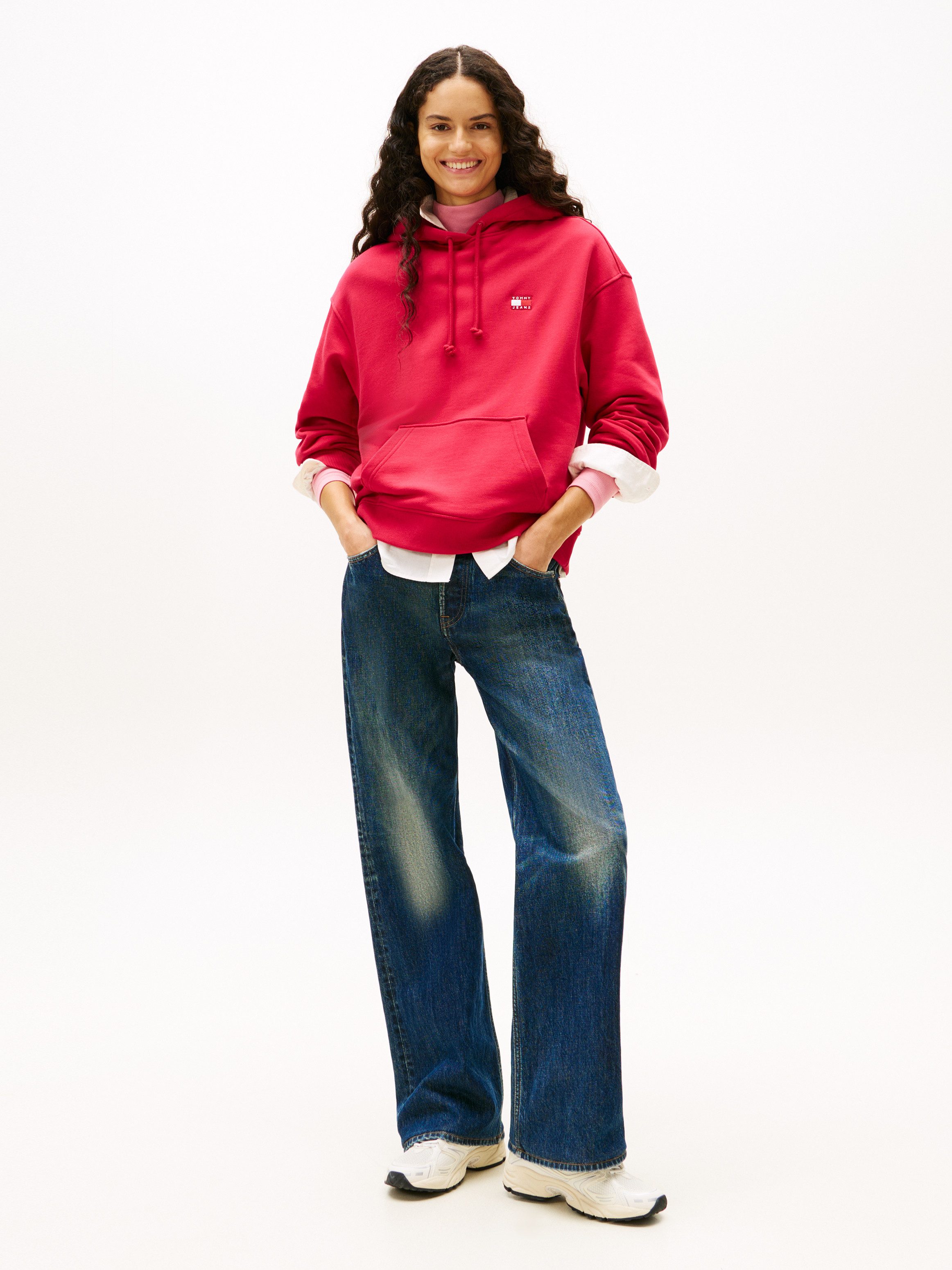 Tommy Jeans Hoodie TJW BXY BADGE HOODIE EXT mit Logo-Badge