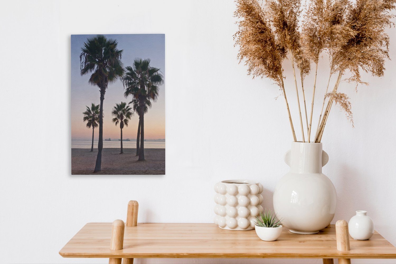 Long Beach Leinwandbild fertig Gemälde, Leinwandbild bespannt in OneMillionCanvasses® Zackenaufhänger, cm 20x30 inkl. (1 Nordamerika, Palmen St), in