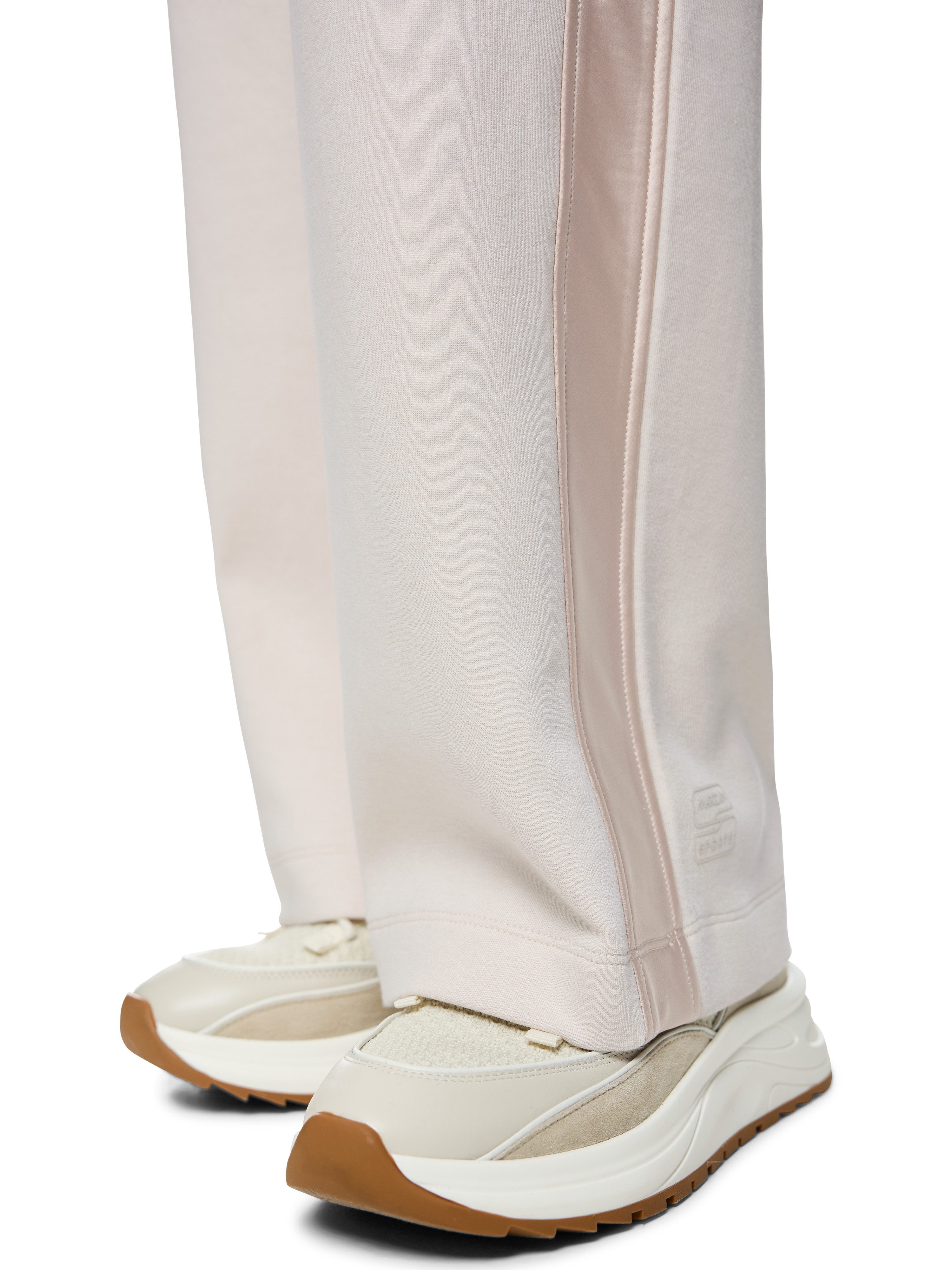 Marc Cain Schlupfhose Golden Hour Premium Damenmode Model: WASHINGTON mit Satindetails