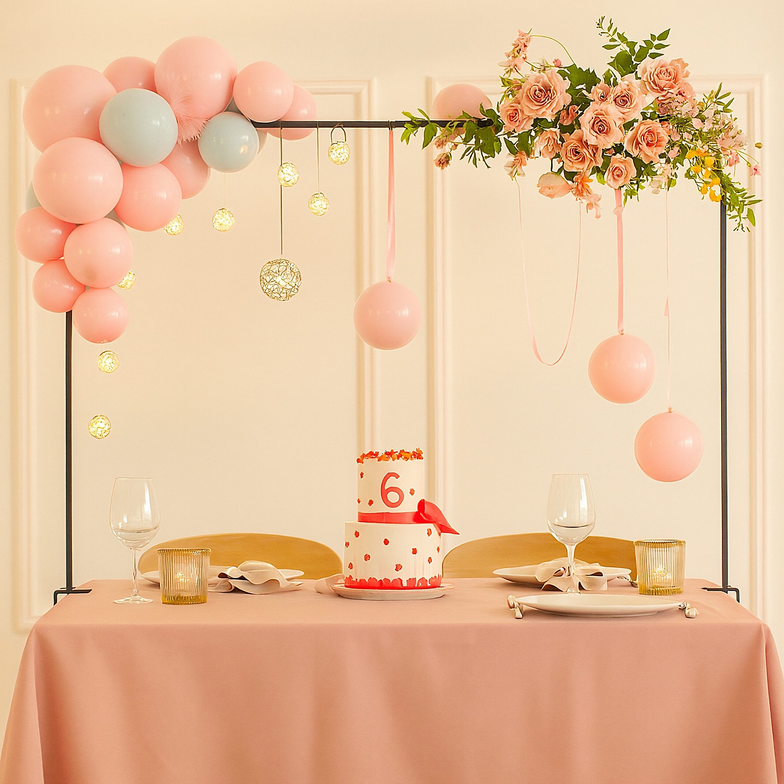 relaxdays Dekoobjekt Ausziehbarer Tischbogen zum Klemmen, schwarz