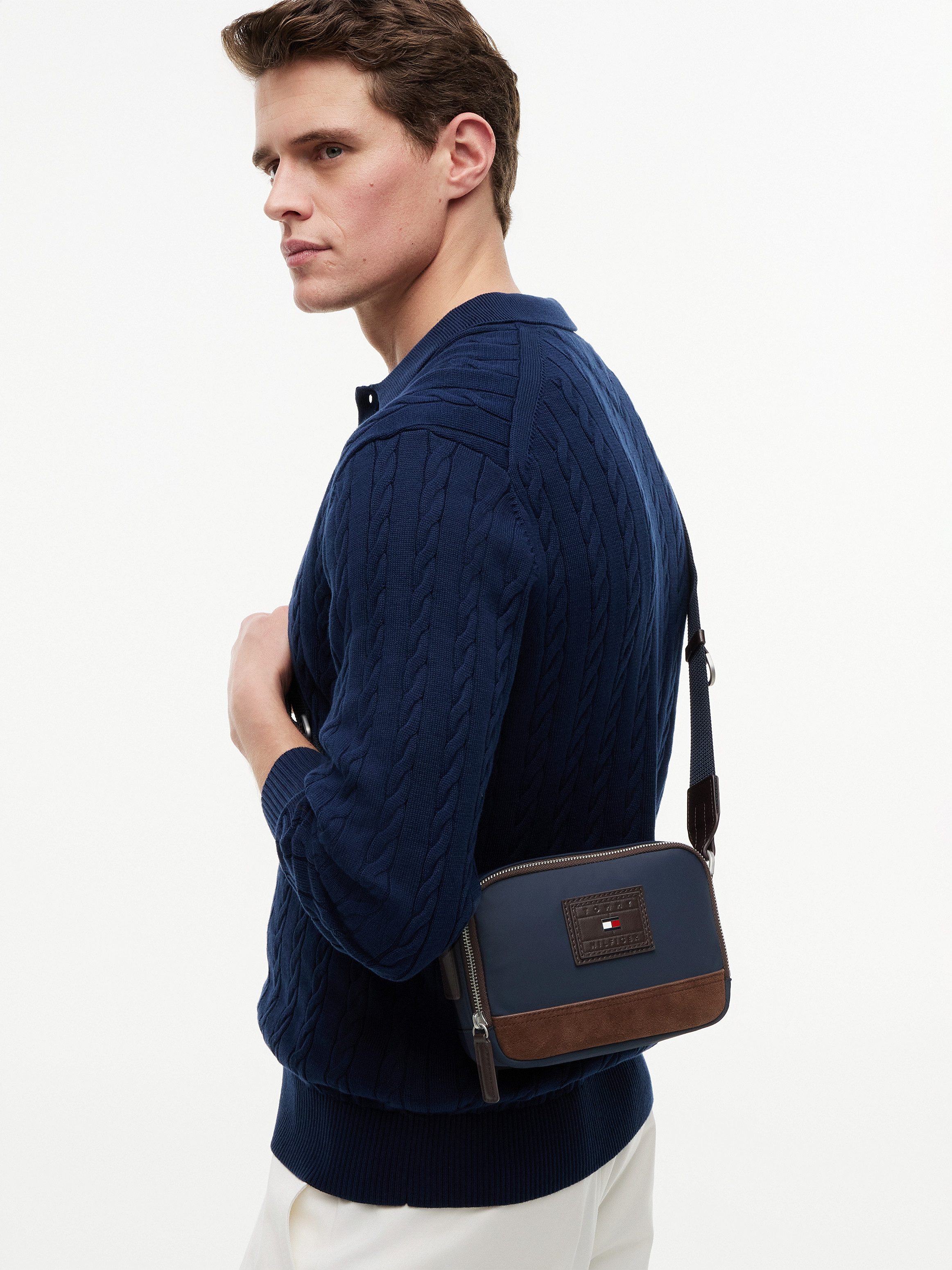 Tommy Hilfiger Umhängetasche TH HERITAGE CAMERA BAG, Herren Schultertasche, Crossbodybag mit Kontrastbesatz