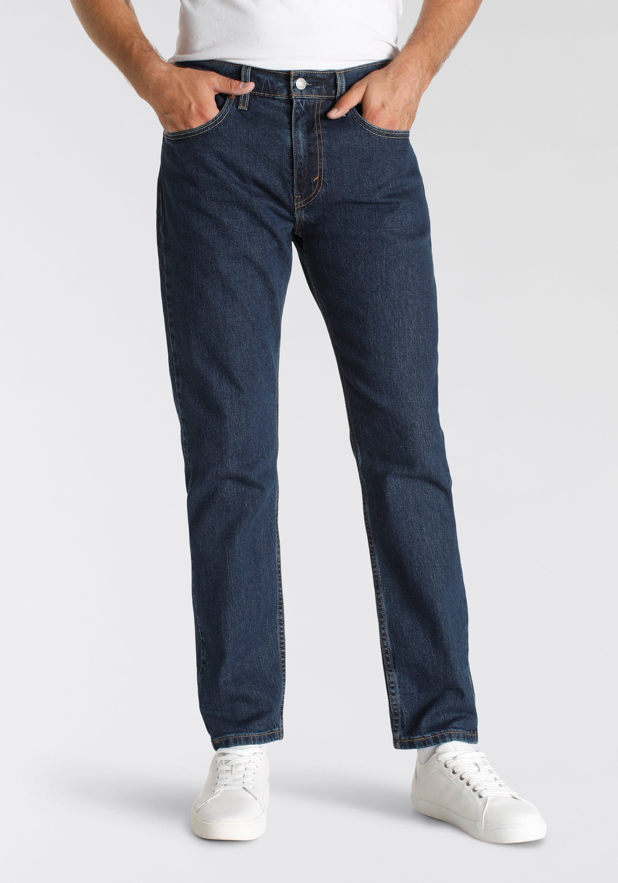 Levi's® Tapered-fit-Jeans 502 TAPER in elegantem, modernem Stil