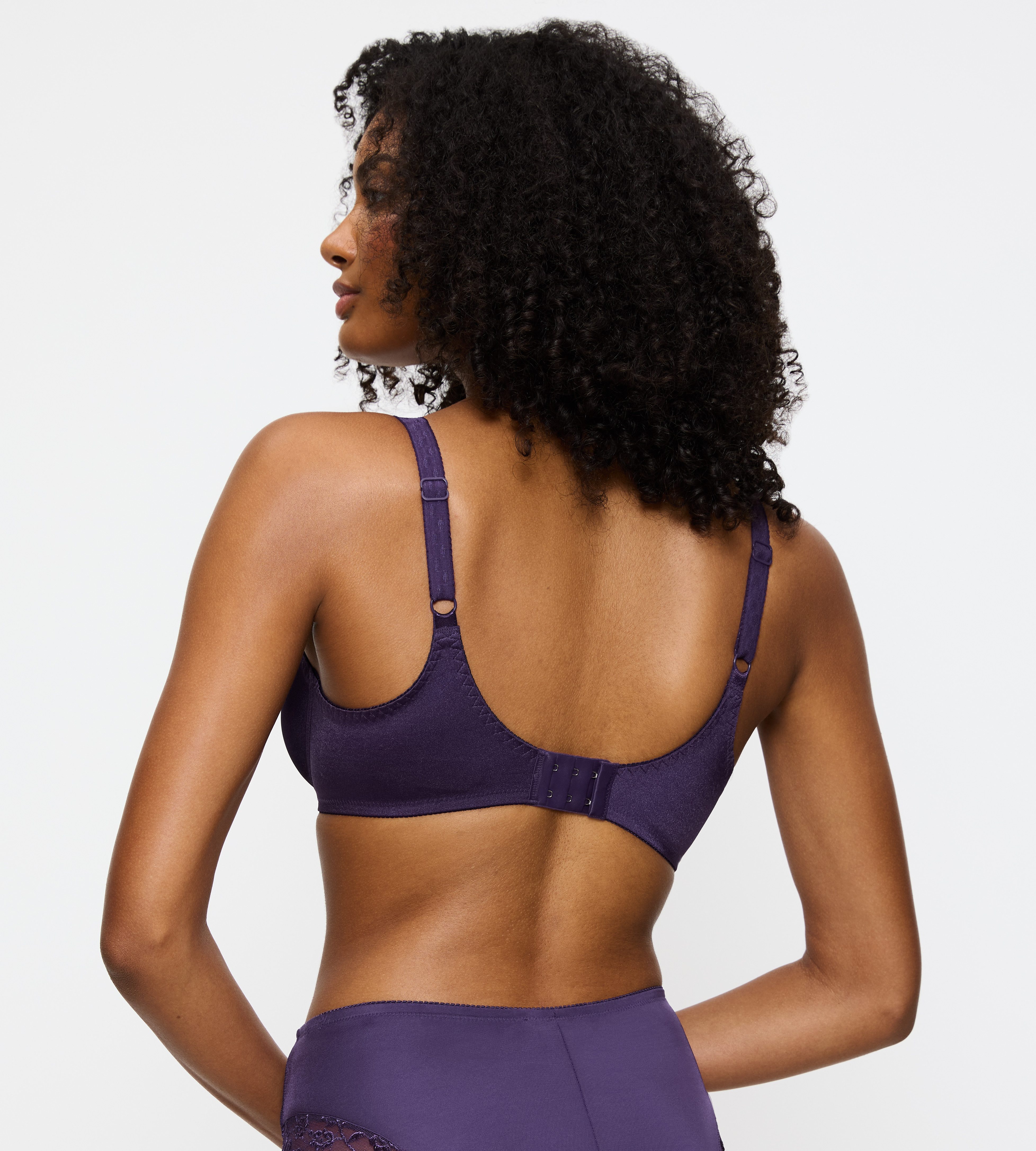 Triumph Minimizer-BH Ladyform Soft verkleinert die Brust optisch um eine Cup-Größe
